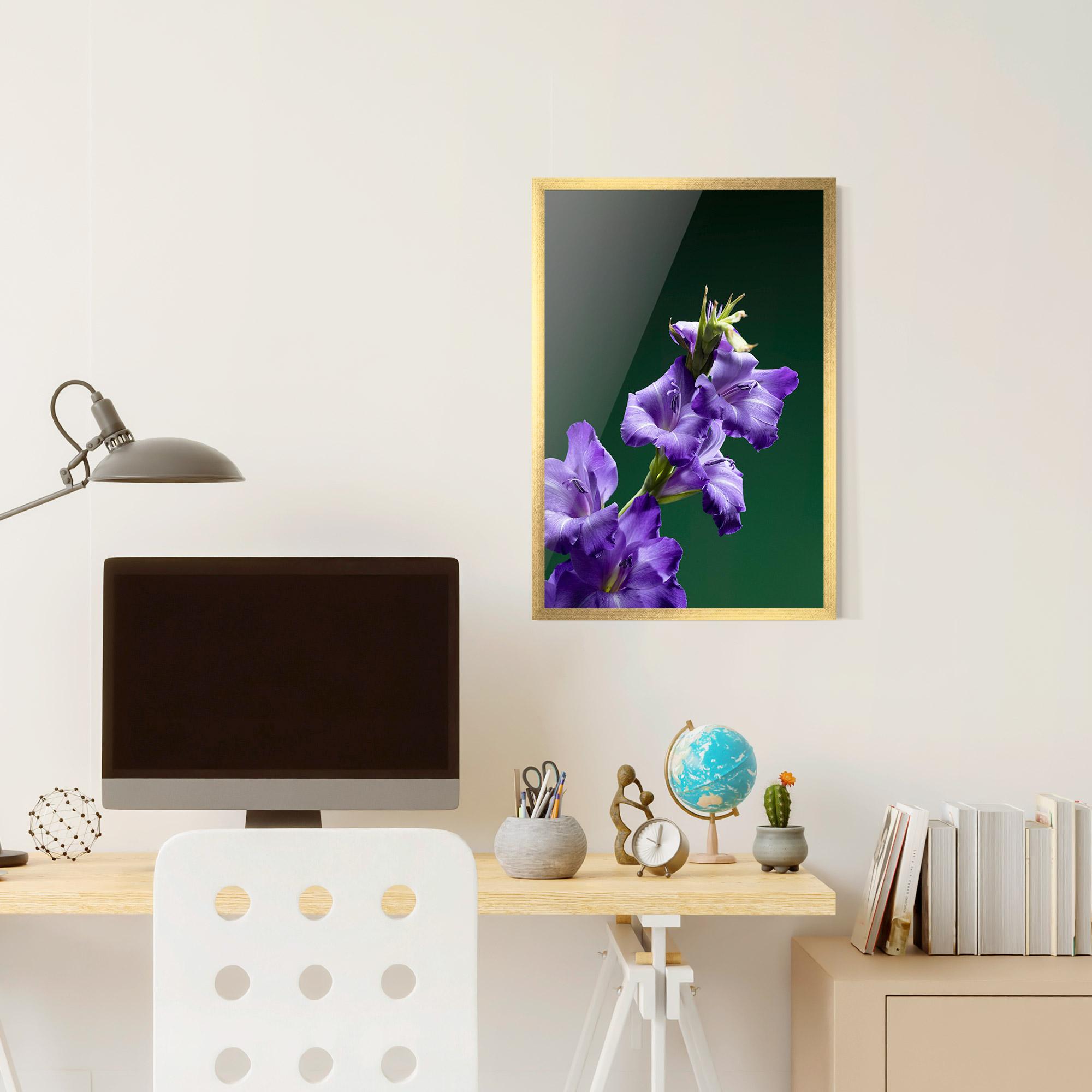 Keretezett Poszter Iris On Green mockup 6