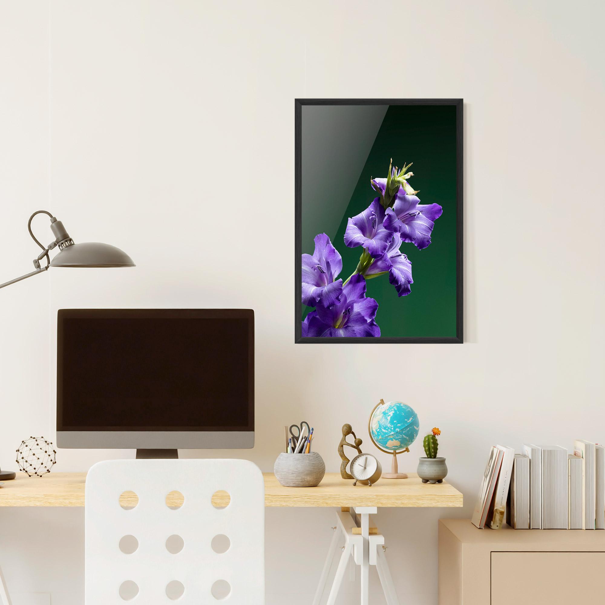 Keretezett Poszter Iris On Green mockup 6