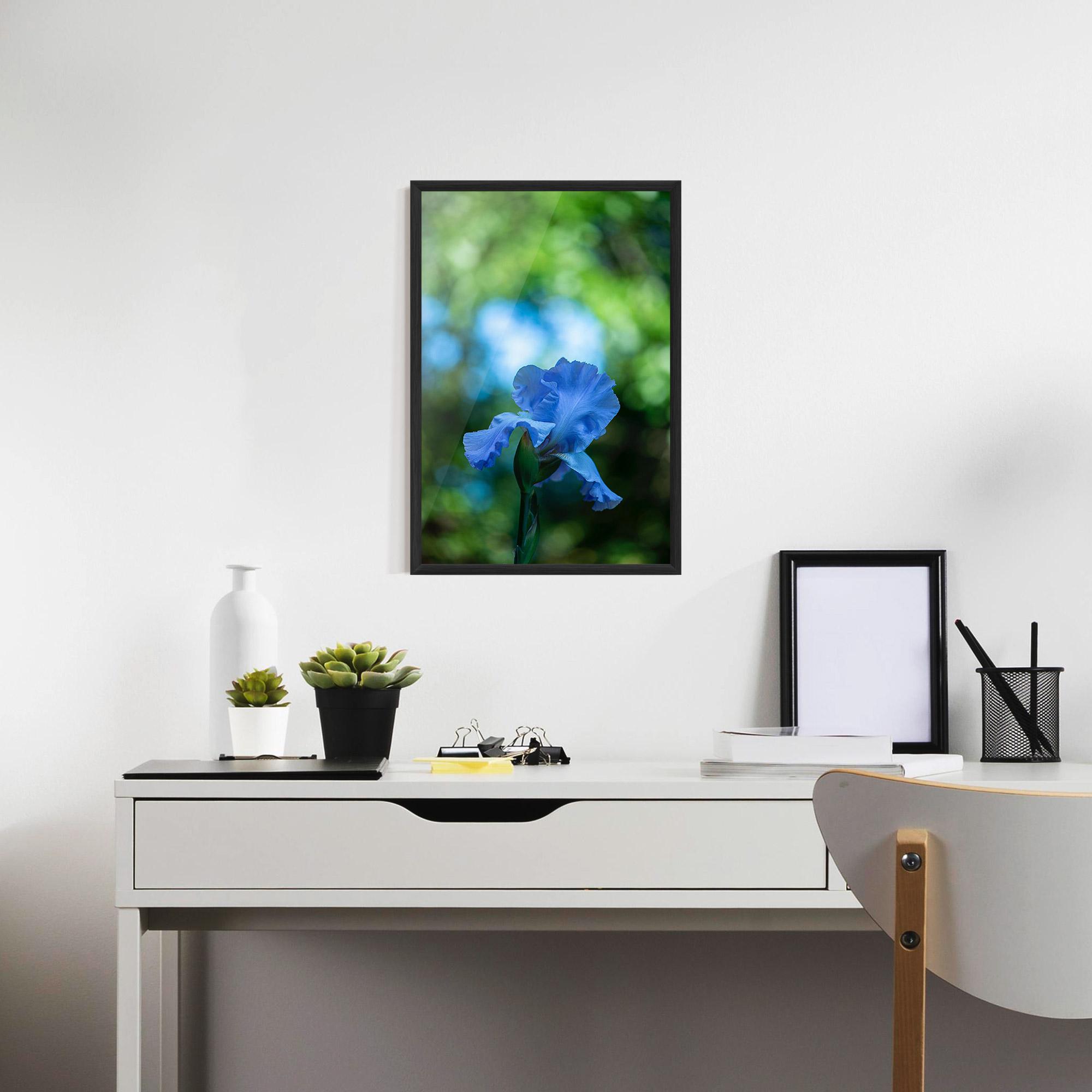 Keretezett Poszter Blue Iris In The Garden mockup 7