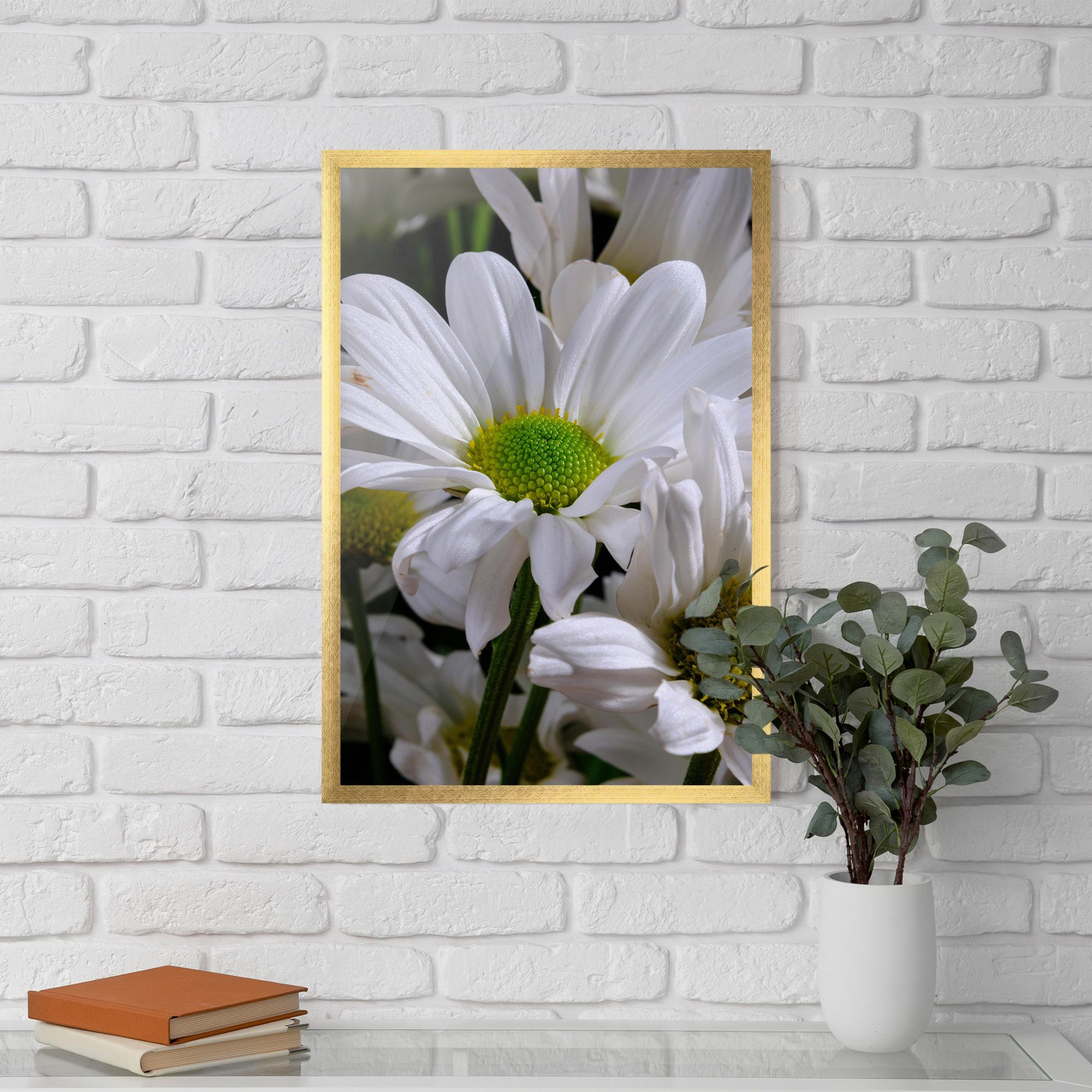 Green Middle Daisy View mockup 5