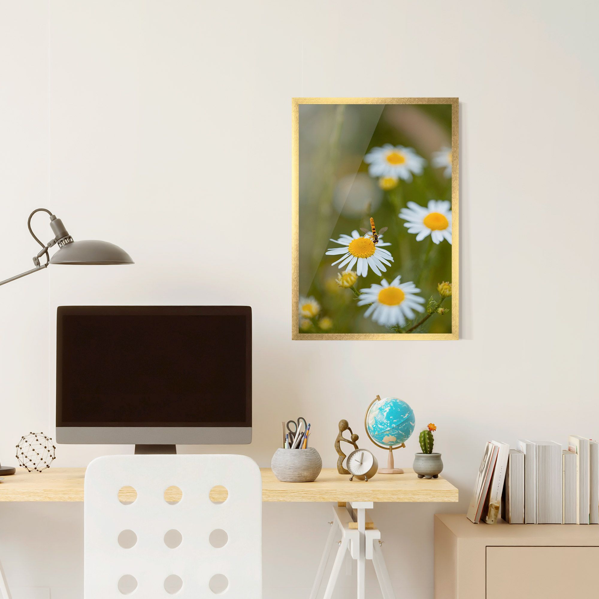 Bug On Small Daisy mockup 6
