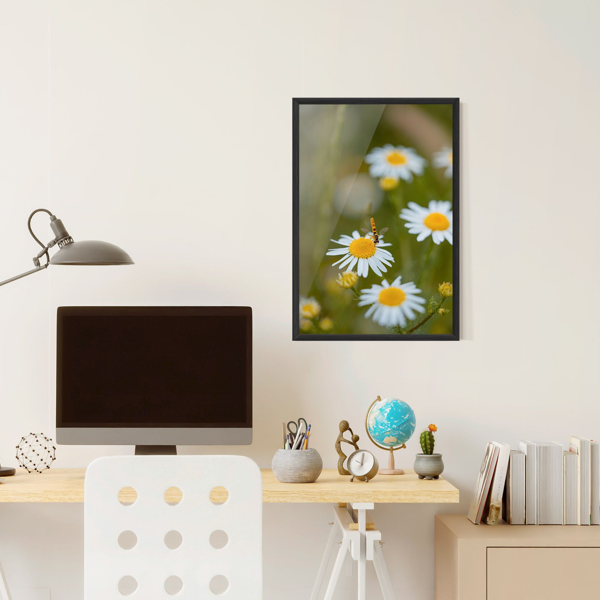 Bug On Small Daisy mockup 6