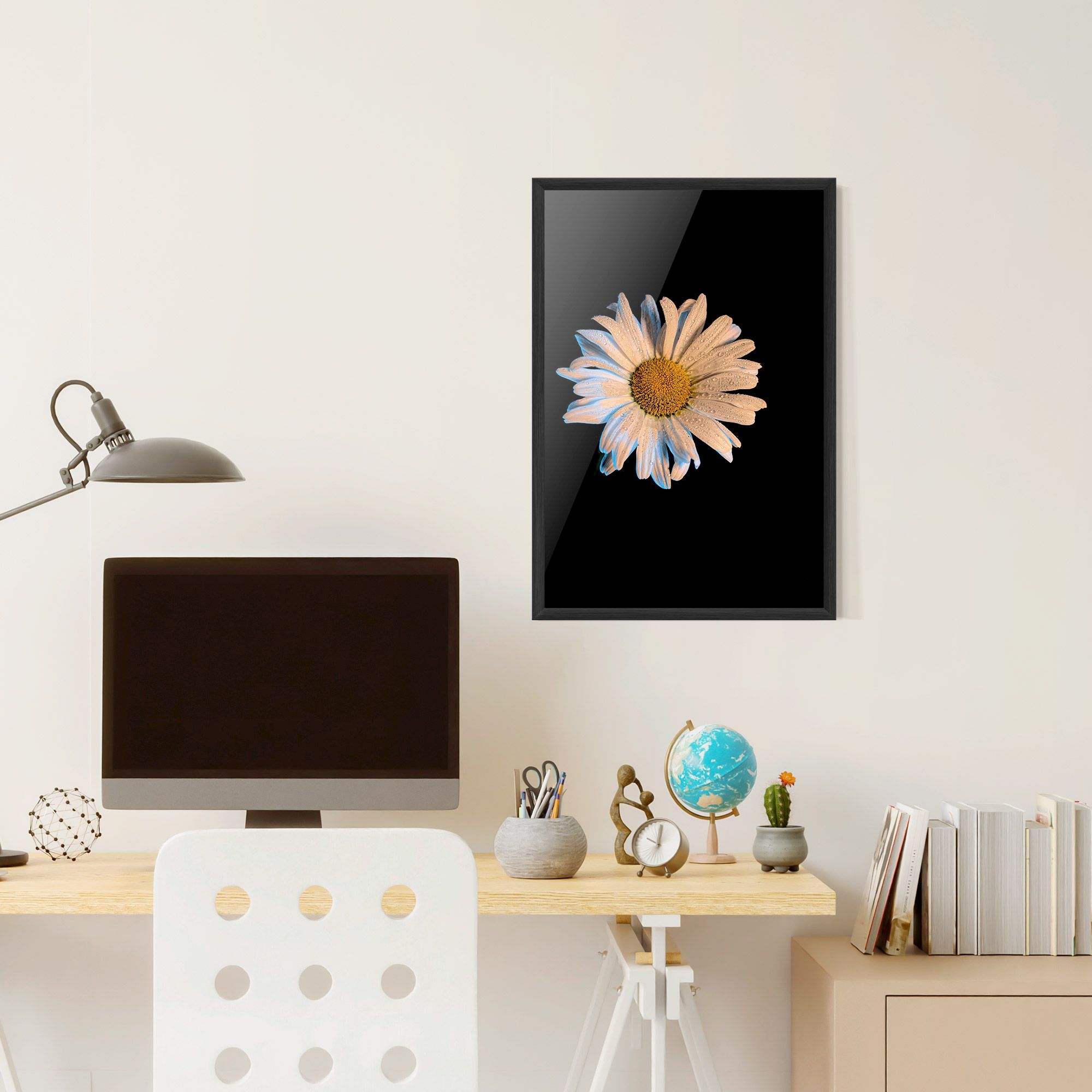 Daisy mockup 6
