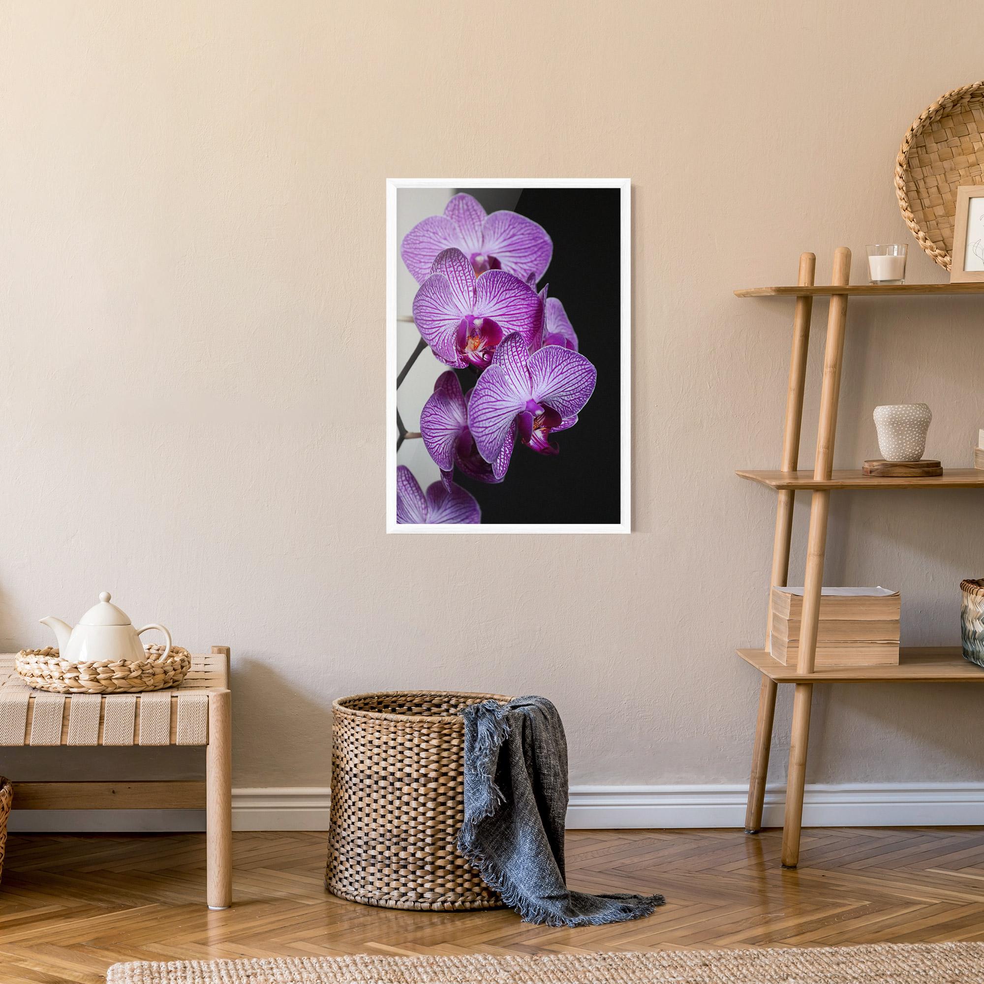 Keretezett Poszter Purple Orchid On Black mockup 9