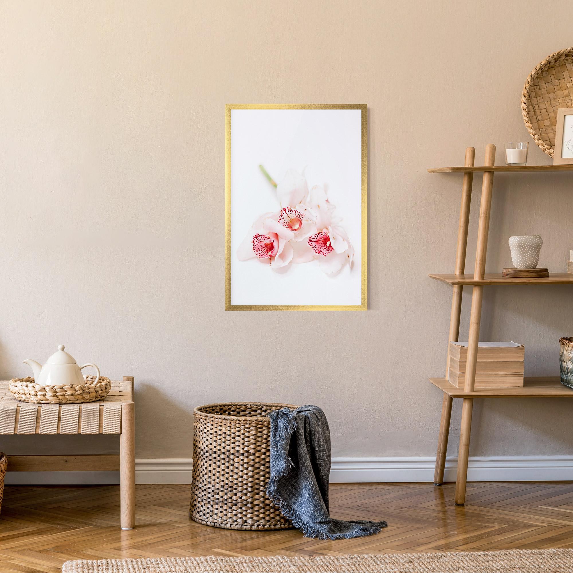 Keretezett Poszter White Orchid With Pink mockup 9