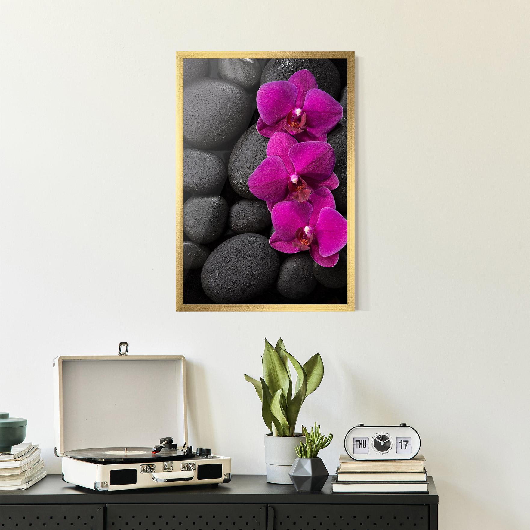 Keretezett Poszter Purple Orchid On Rocks mockup 2