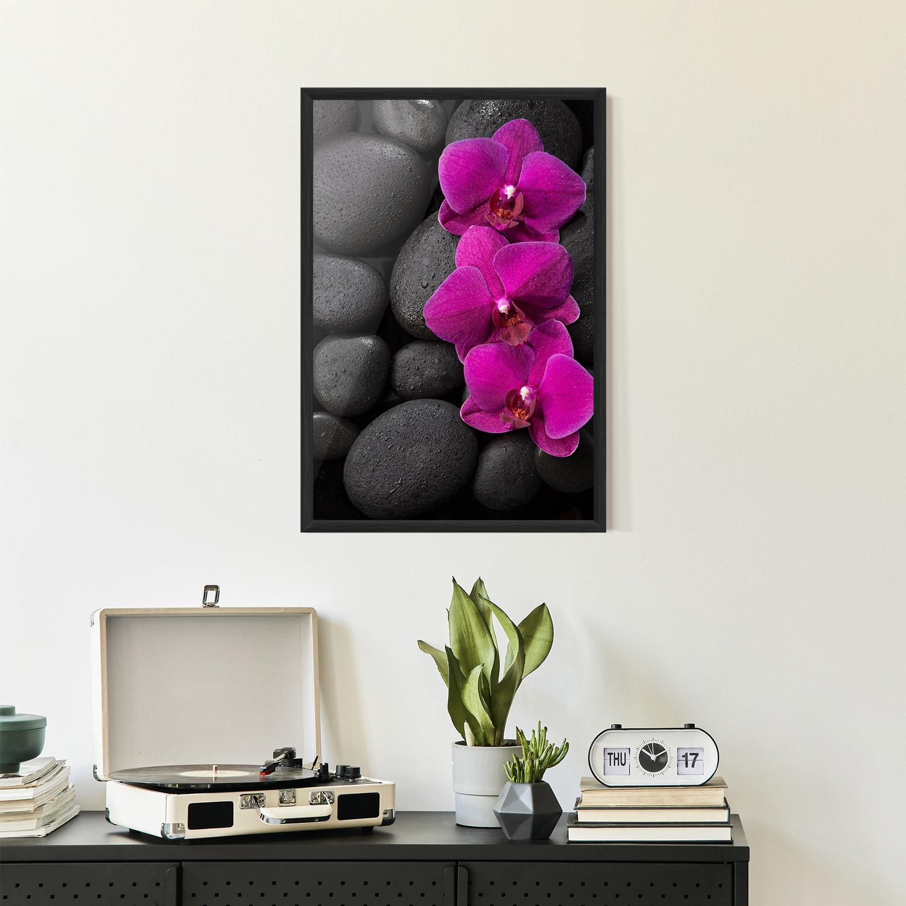 Keretezett Poszter Purple Orchid On Rocks mockup 2