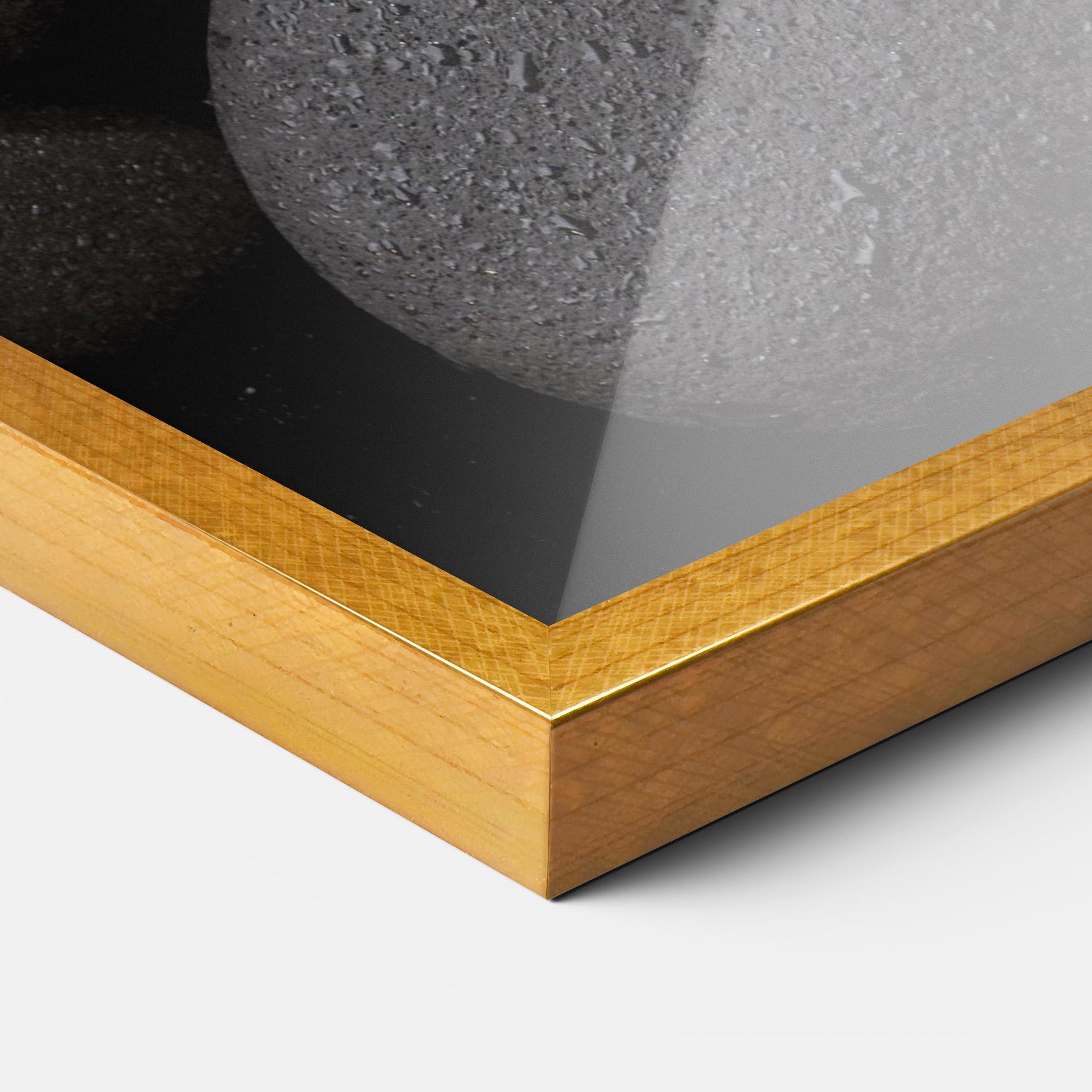 Keretezett Poszter Purple Orchid On Rocks mockup 3