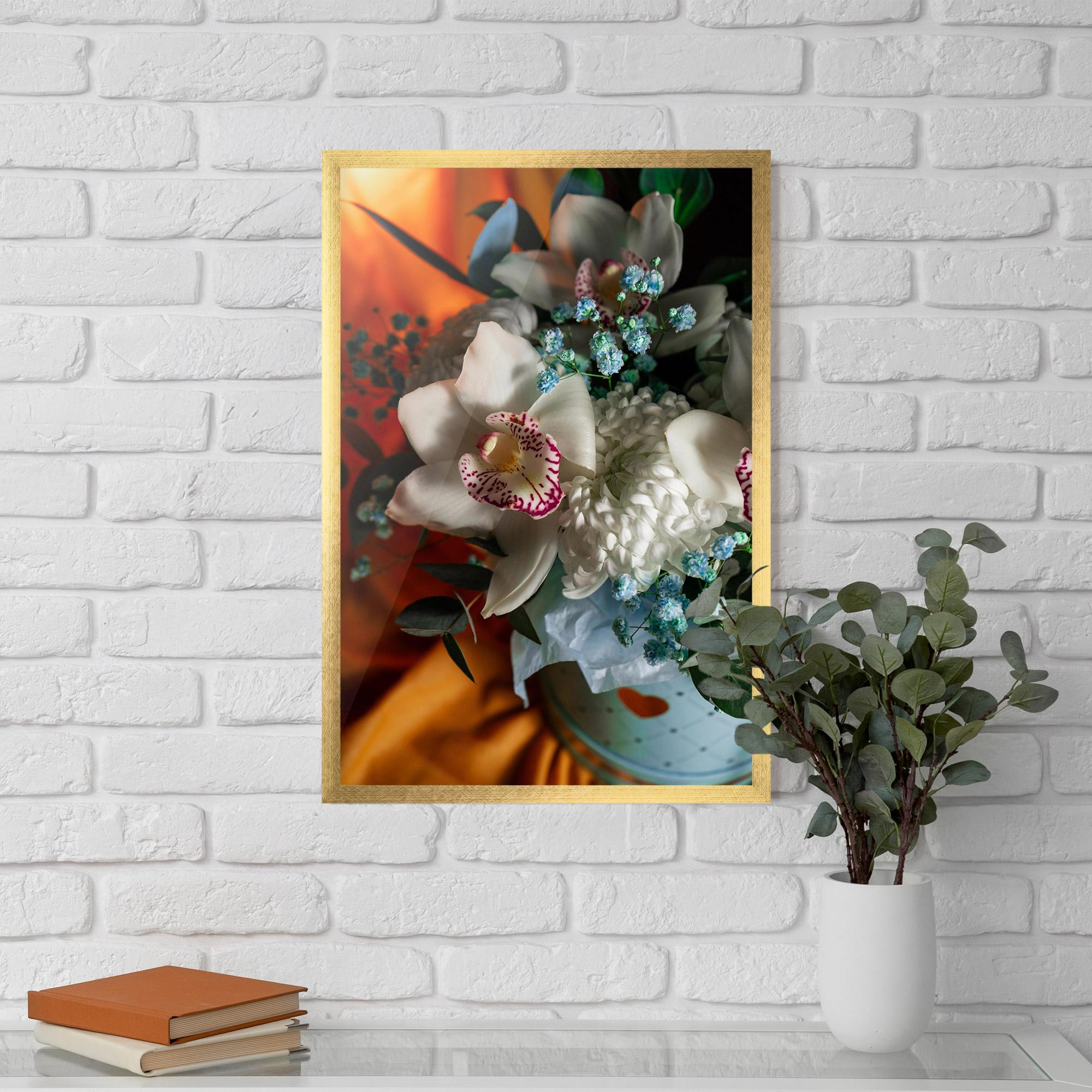Keretezett Poszter Orchid In Vase mockup 5
