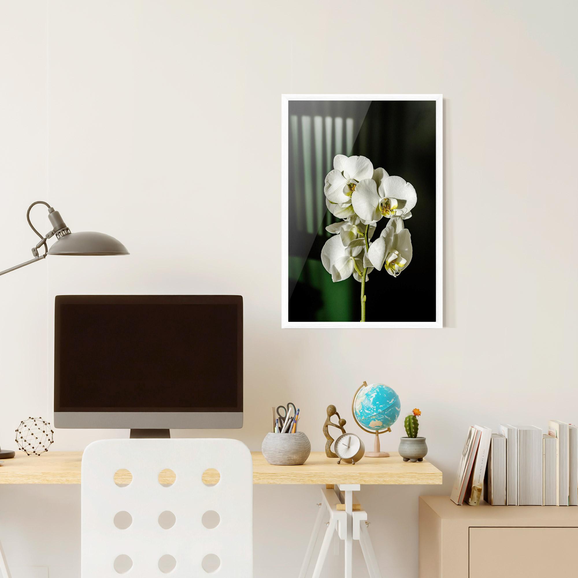 Keretezett Poszter Orchid On Green mockup 6
