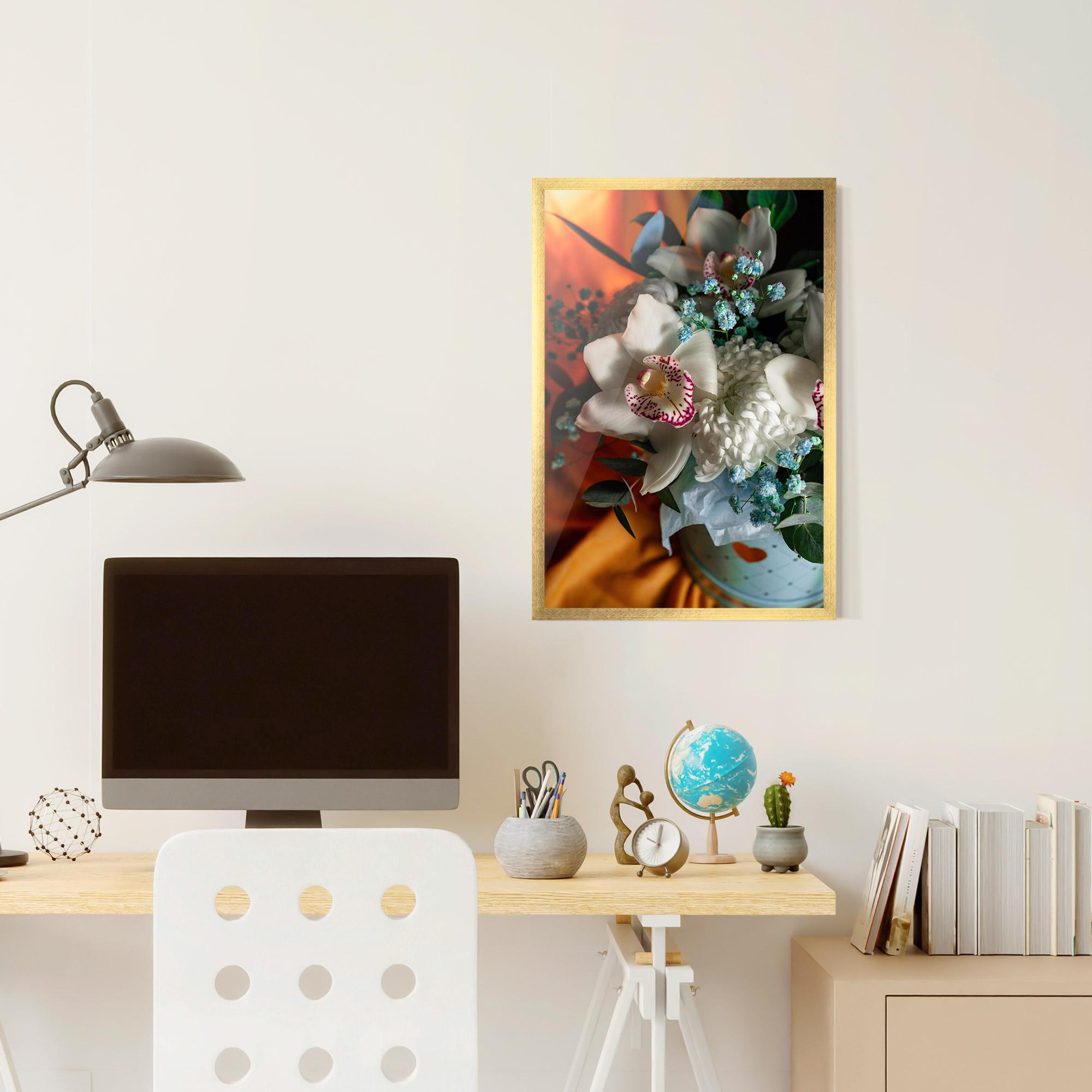 Keretezett Poszter Orchid In Vase mockup 6