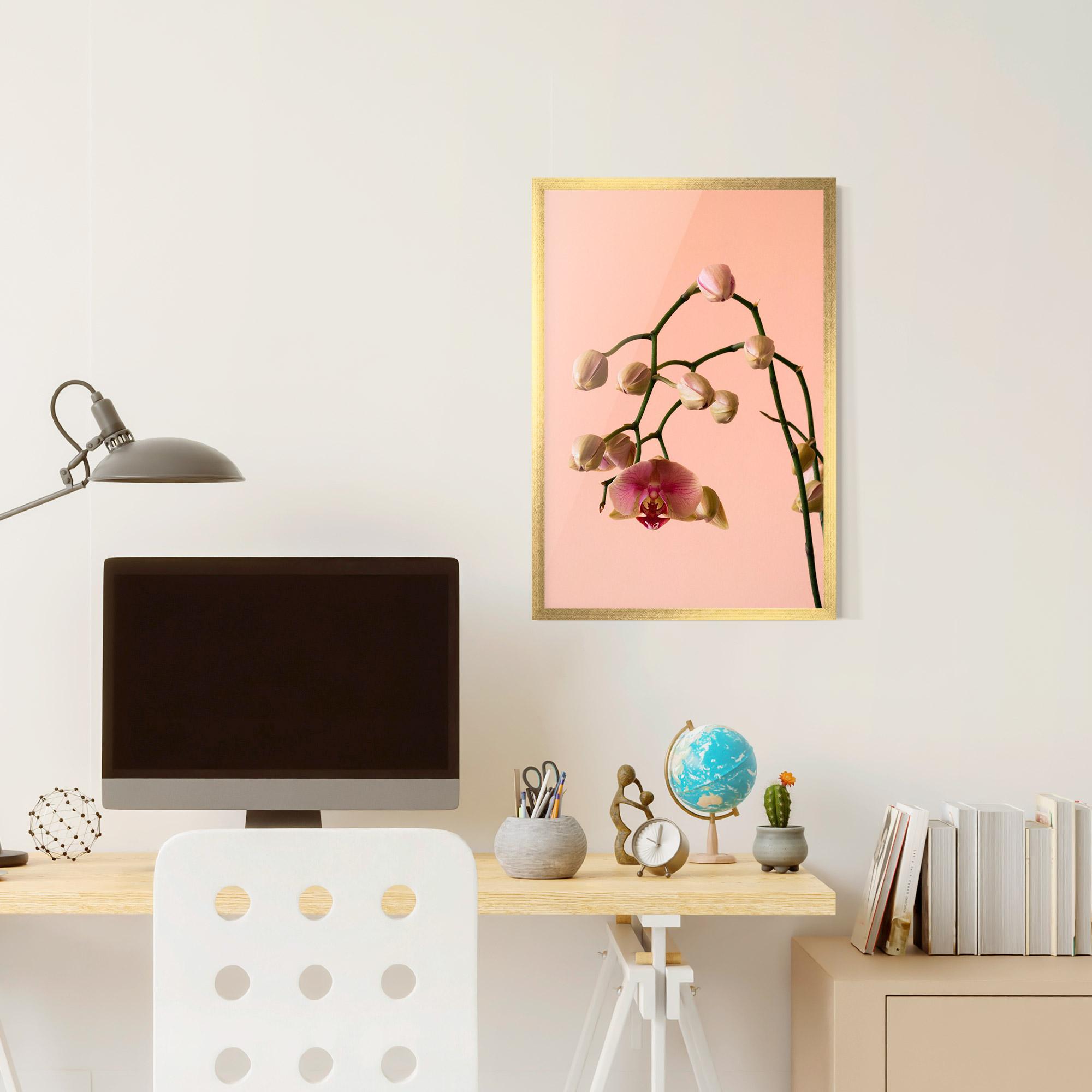 Keretezett Poszter Orchids On Pink mockup 6