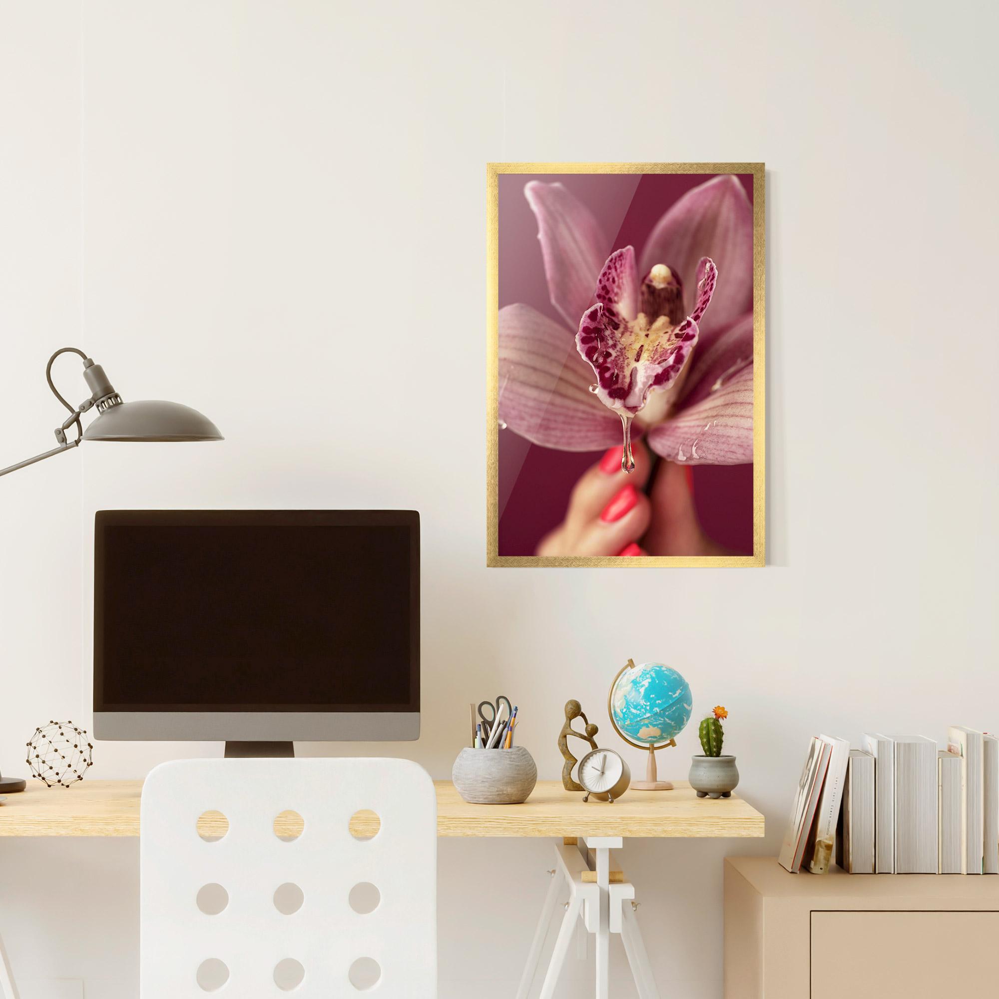 Keretezett Poszter Wet Orchid mockup 6