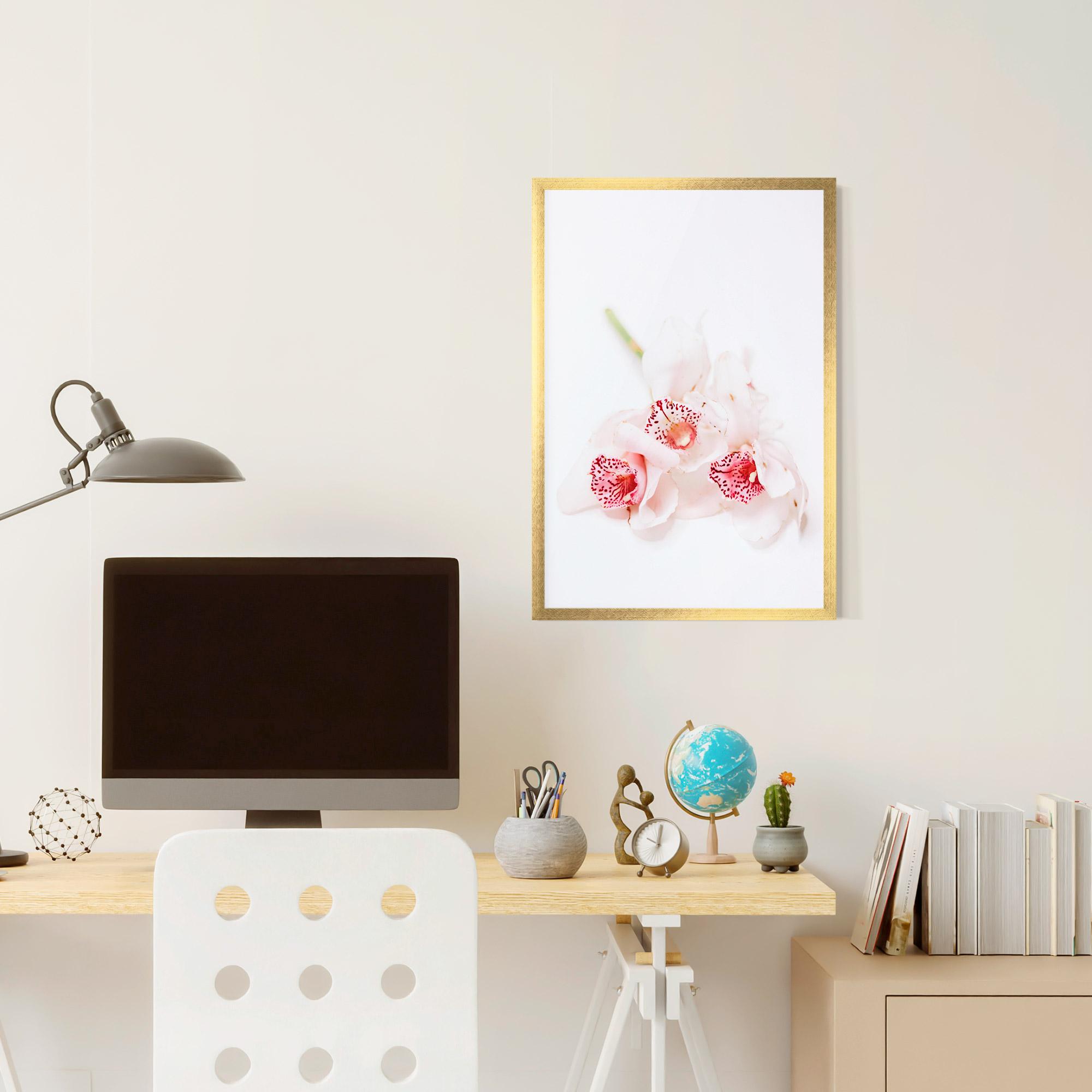 Keretezett Poszter White Orchid With Pink mockup 6