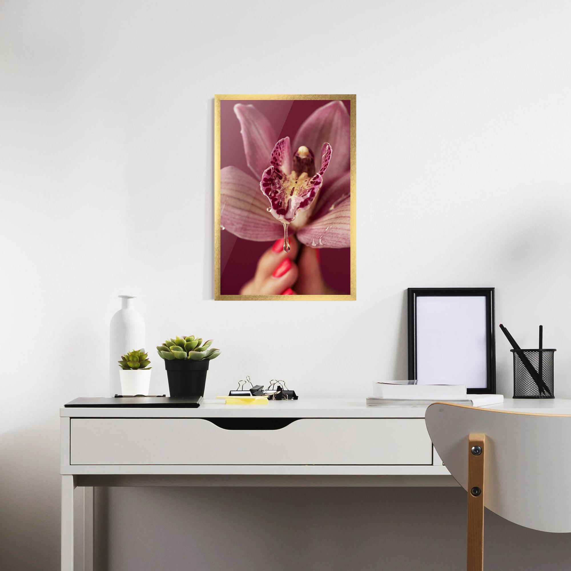 Keretezett Poszter Wet Orchid mockup 7