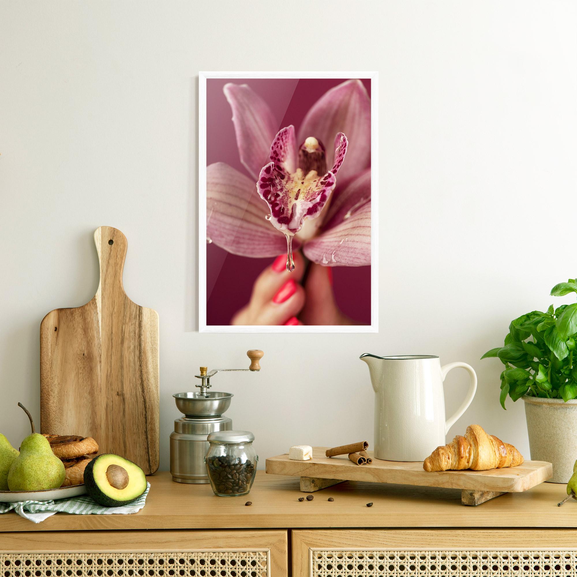 Keretezett Poszter Wet Orchid mockup 8
