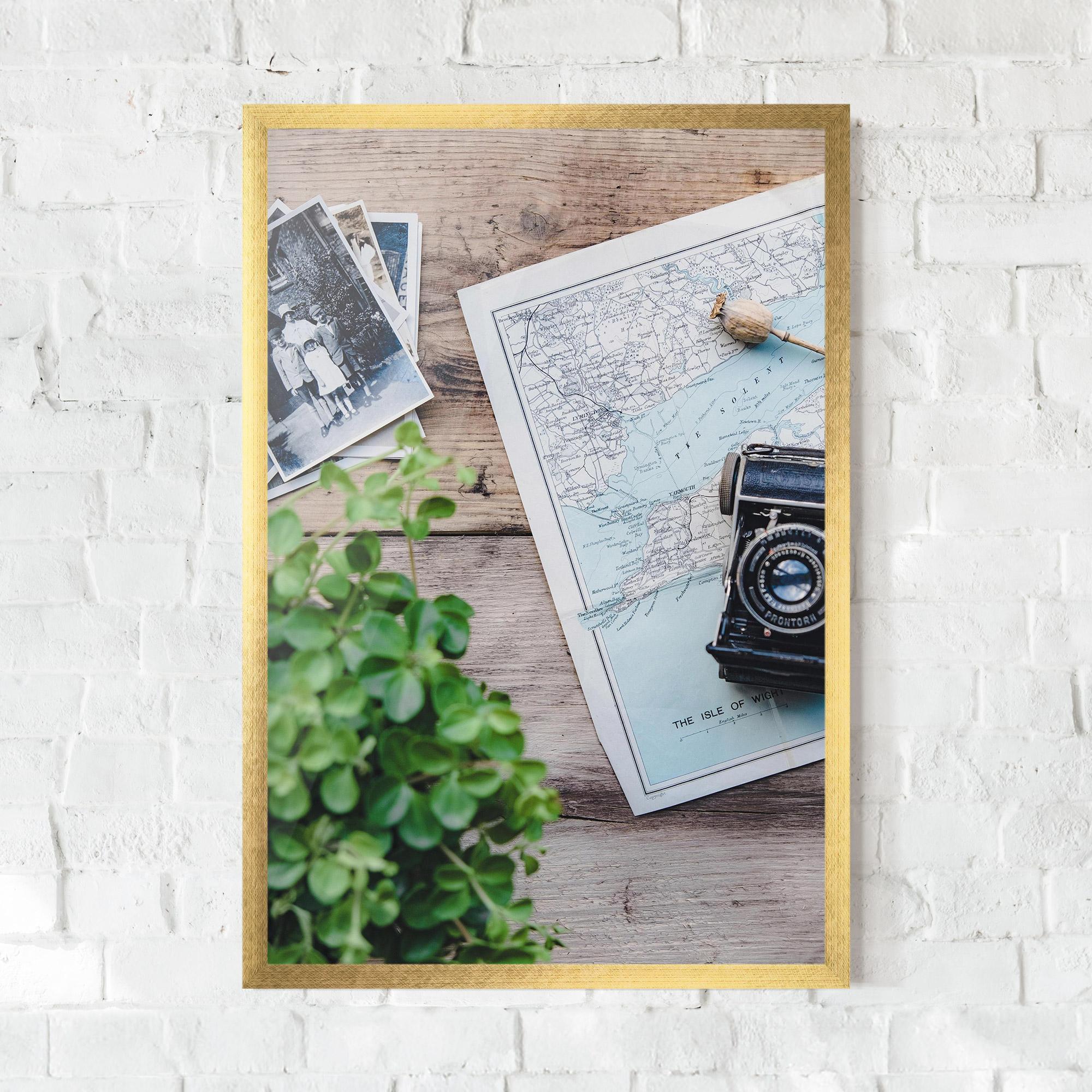 Keretezett Poszter Camera Map mockup 0