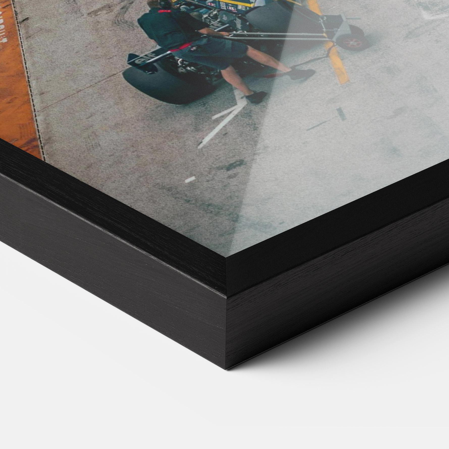 Keretezett Poszter Fromula 1 Cars mockup 3