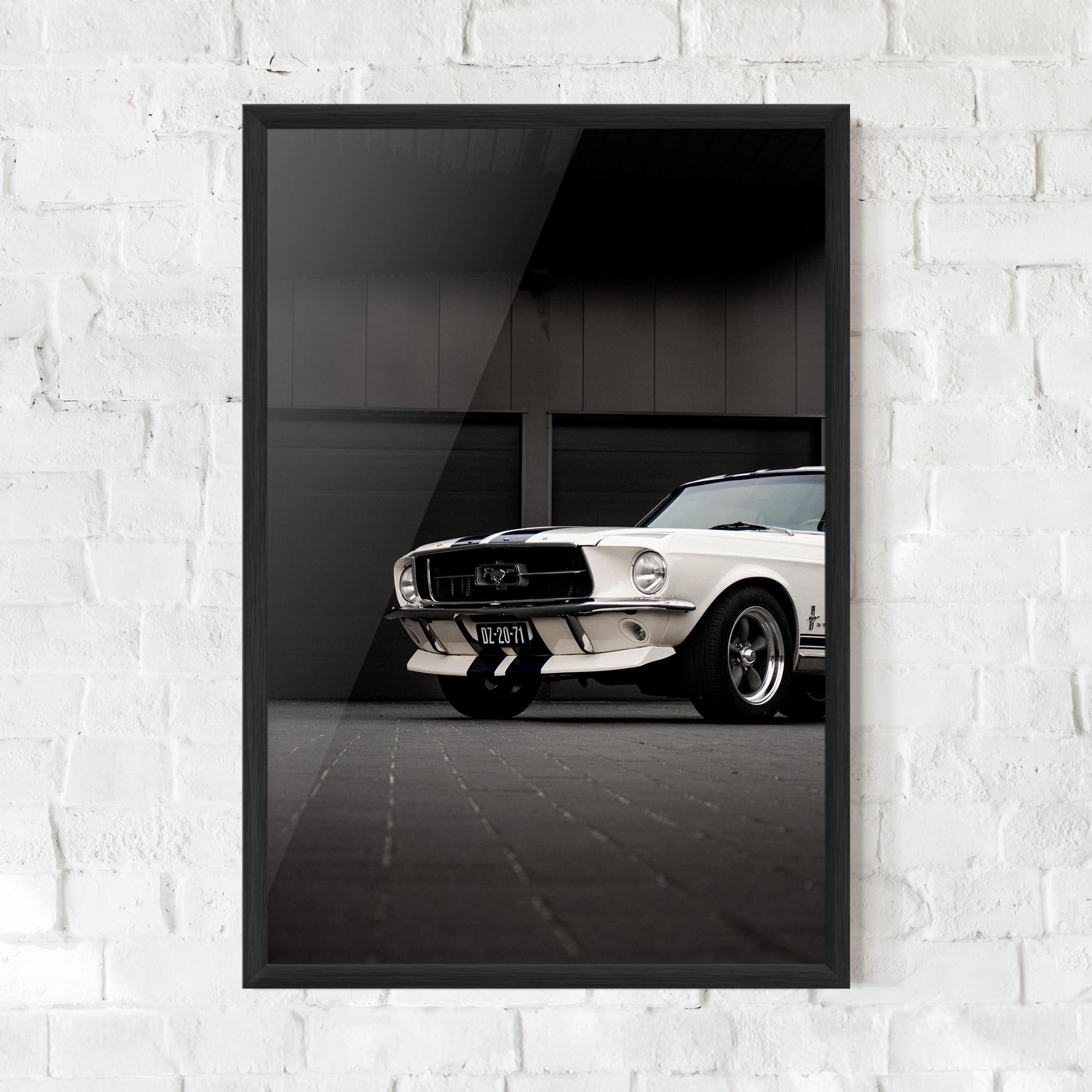 Keretezett Poszter White Vintage Car mockup 0