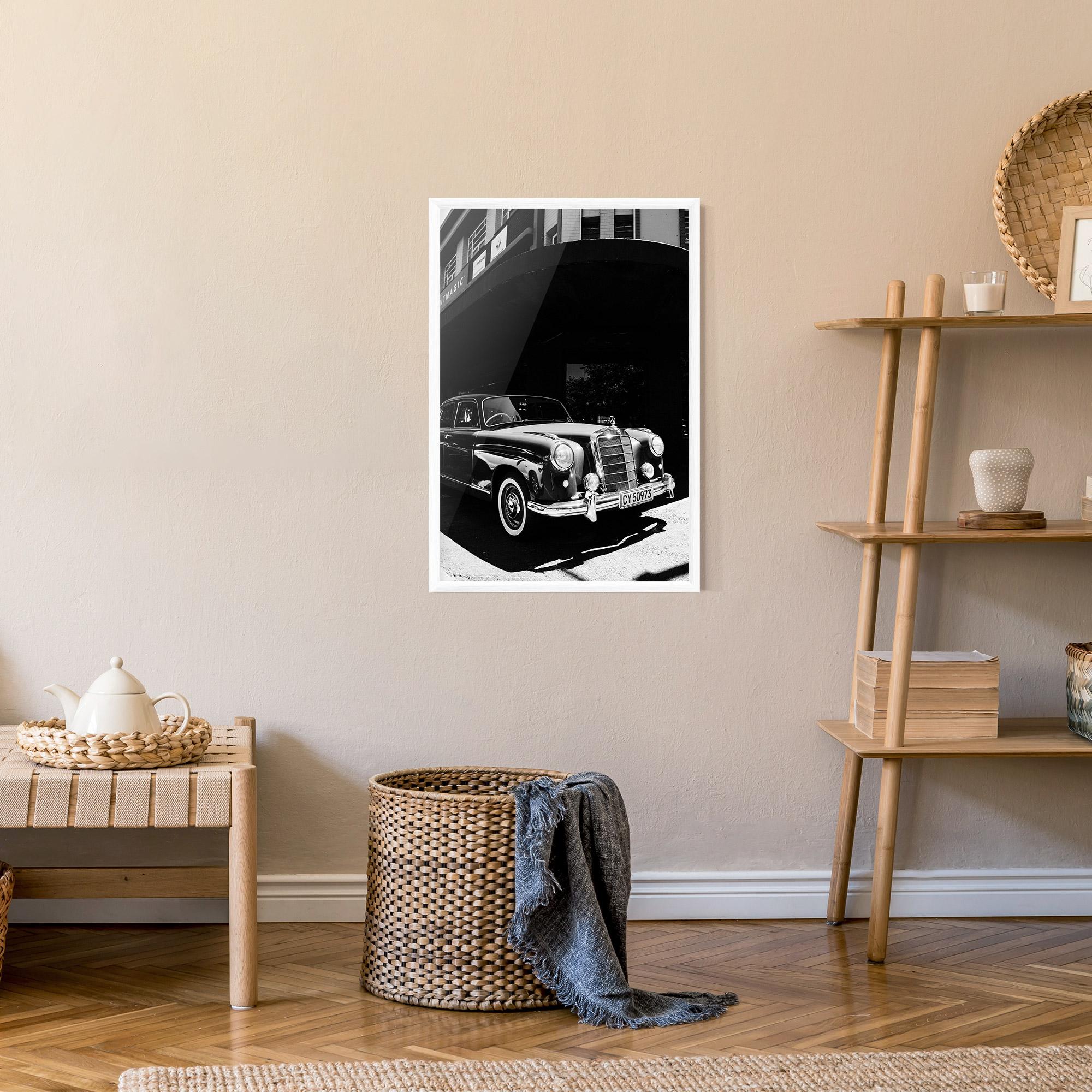Keretezett Poszter Old Black Car mockup 9