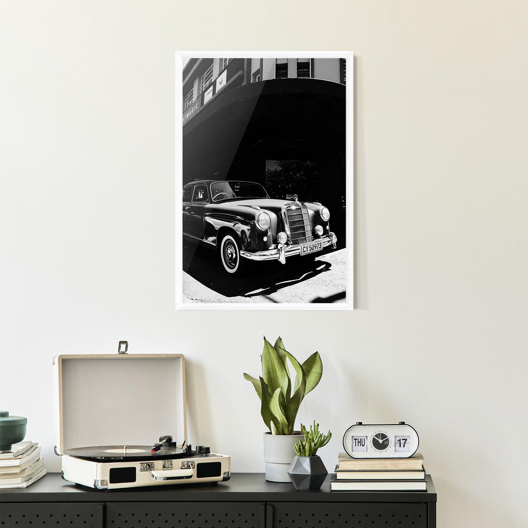 Keretezett Poszter Old Black Car mockup 2