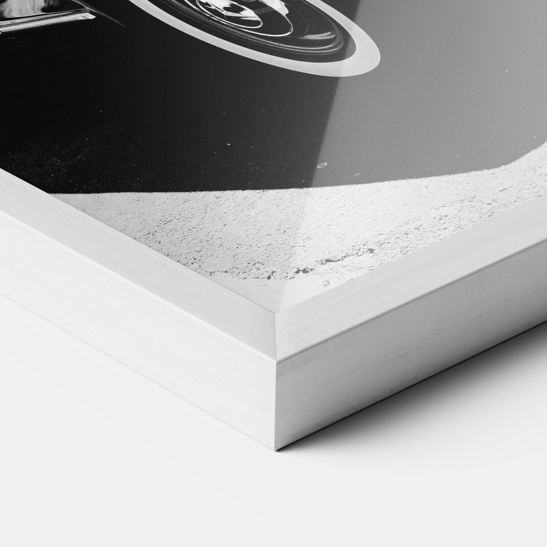 Keretezett Poszter Old Black Car mockup 3