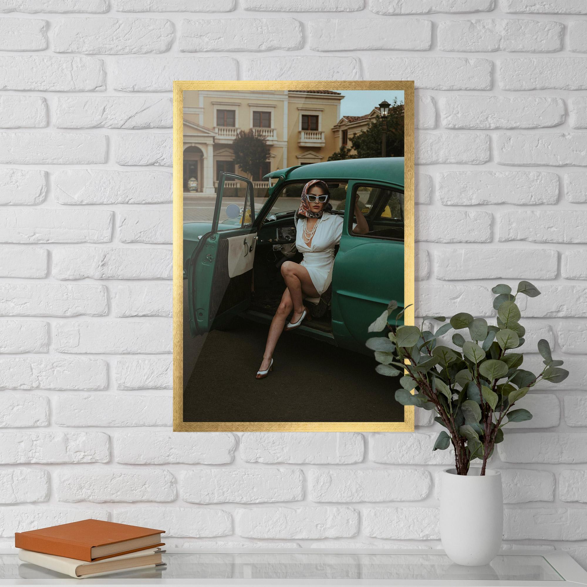 Keretezett Poszter Lady Vintage Cat mockup 5