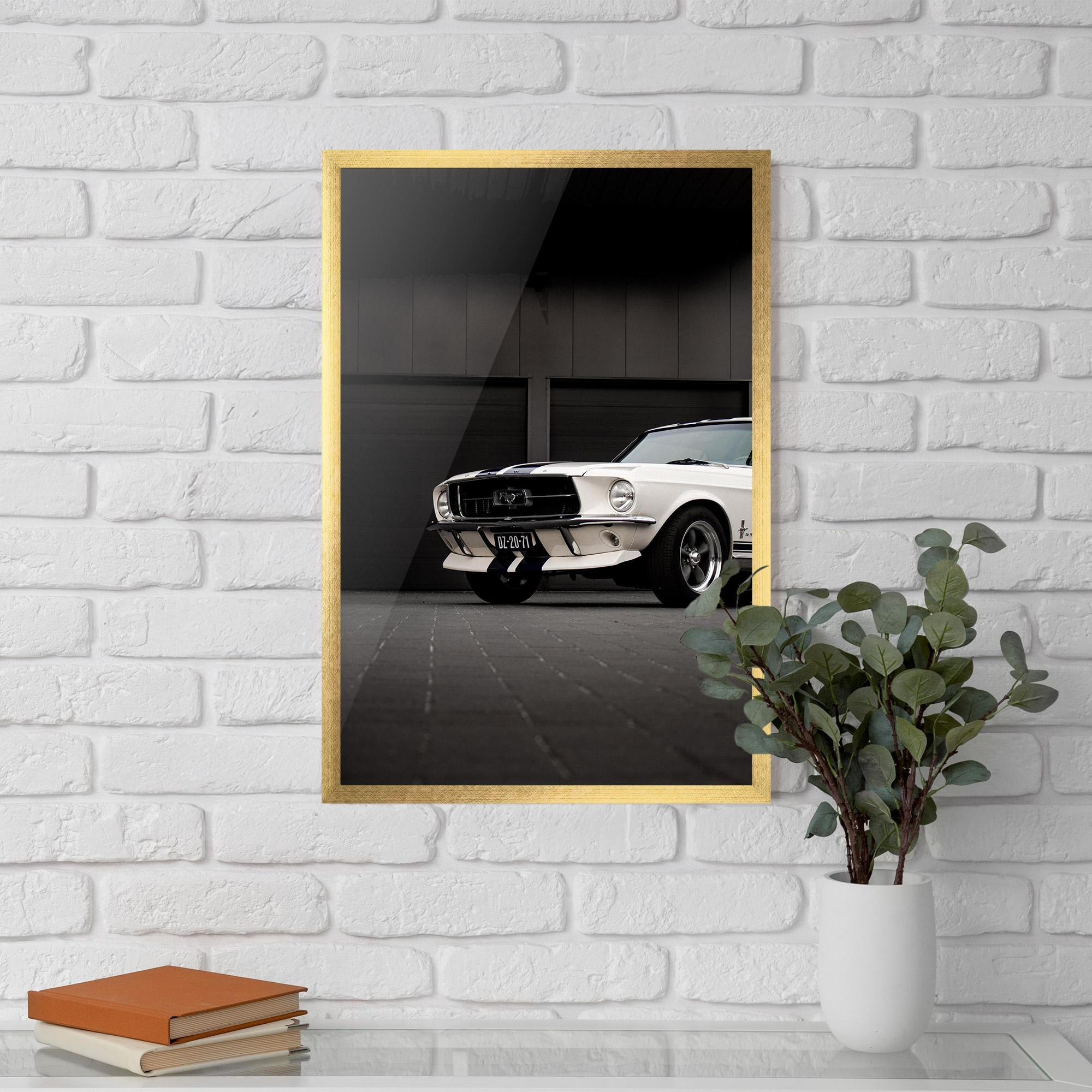 Keretezett Poszter White Vintage Car mockup 5
