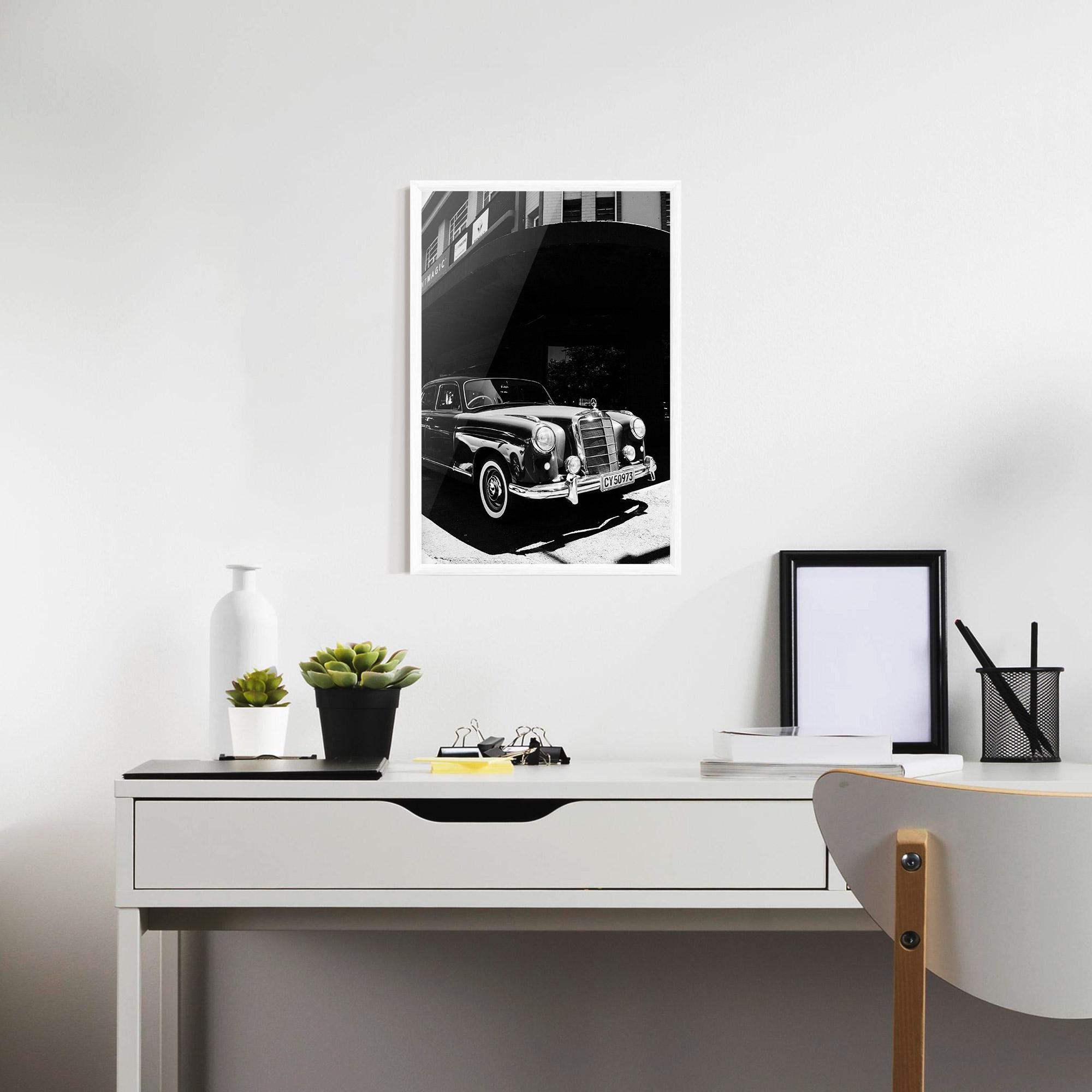 Keretezett Poszter Old Black Car mockup 7