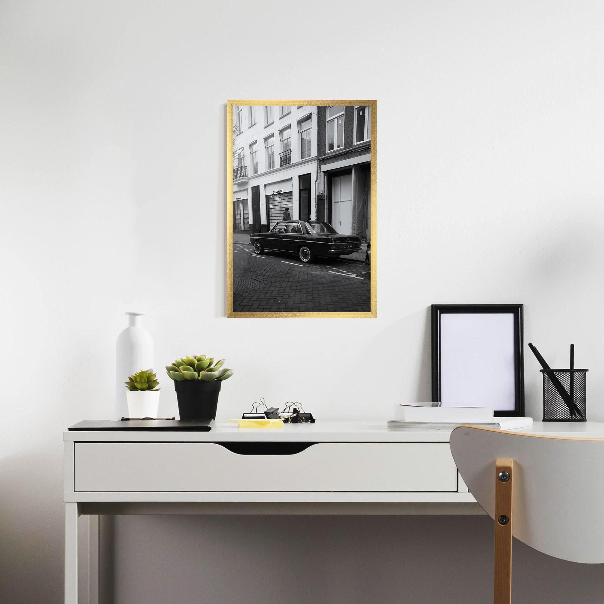 Keretezett Poszter Black Old Car mockup 7