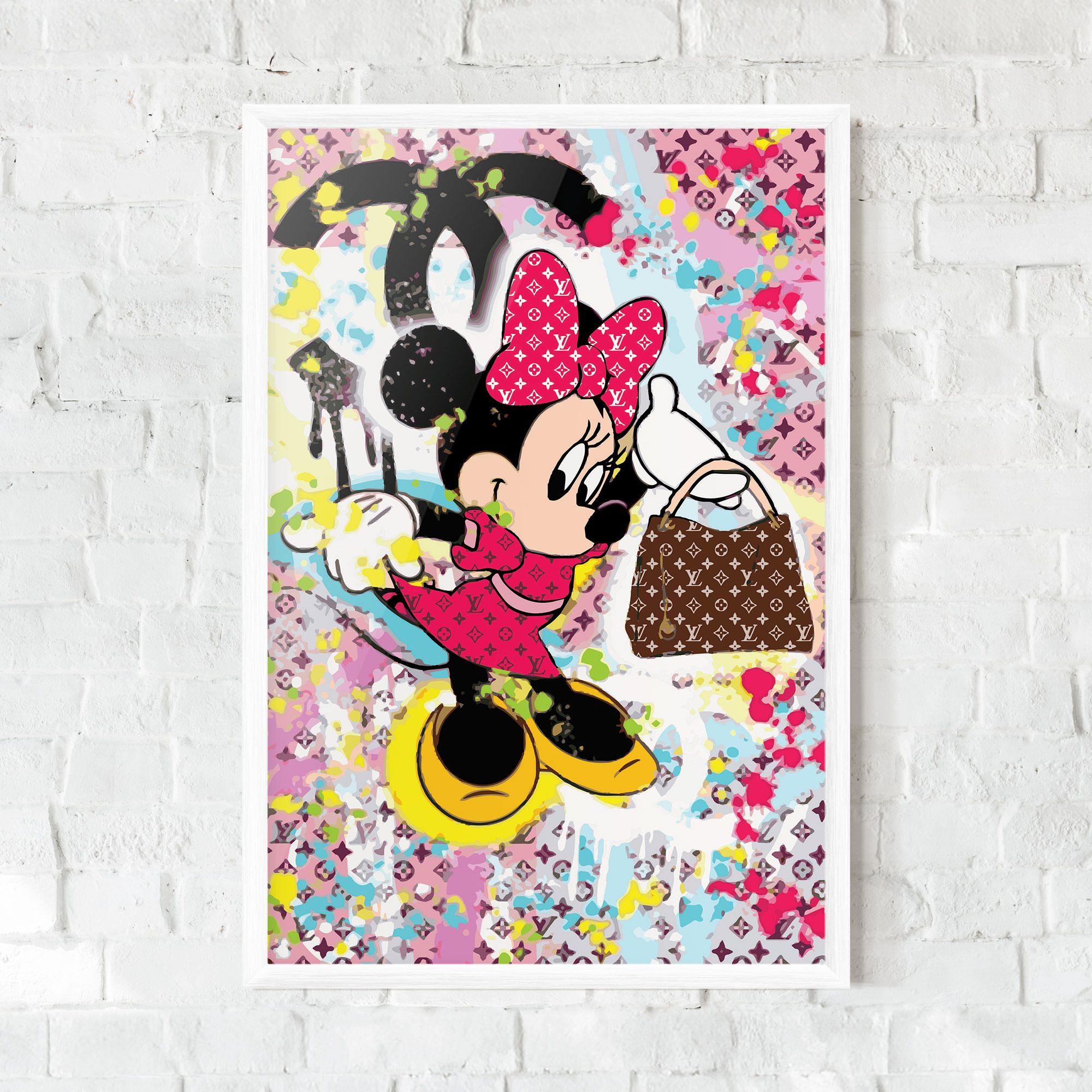 Minnie Comes Back In Fashion mockup 0