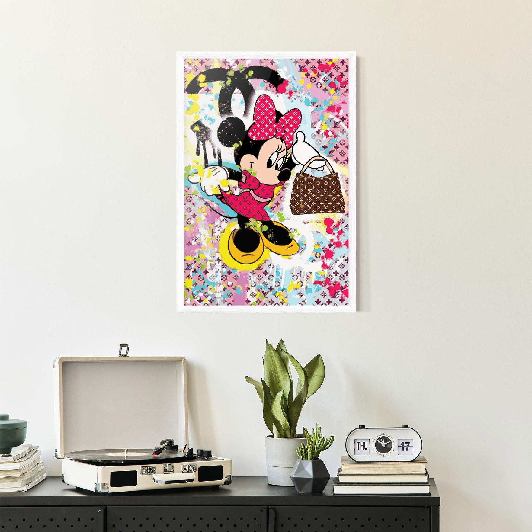 Keretezett Poszter Minnie Comes Back In Fashion mockup 2