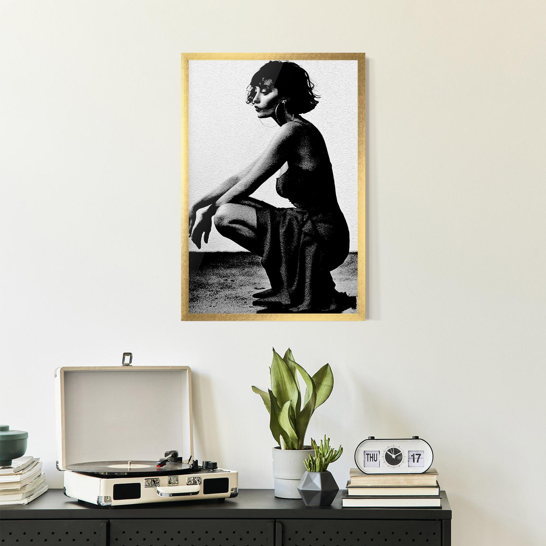 Keretezett Poszter Grey Long Dress mockup 2