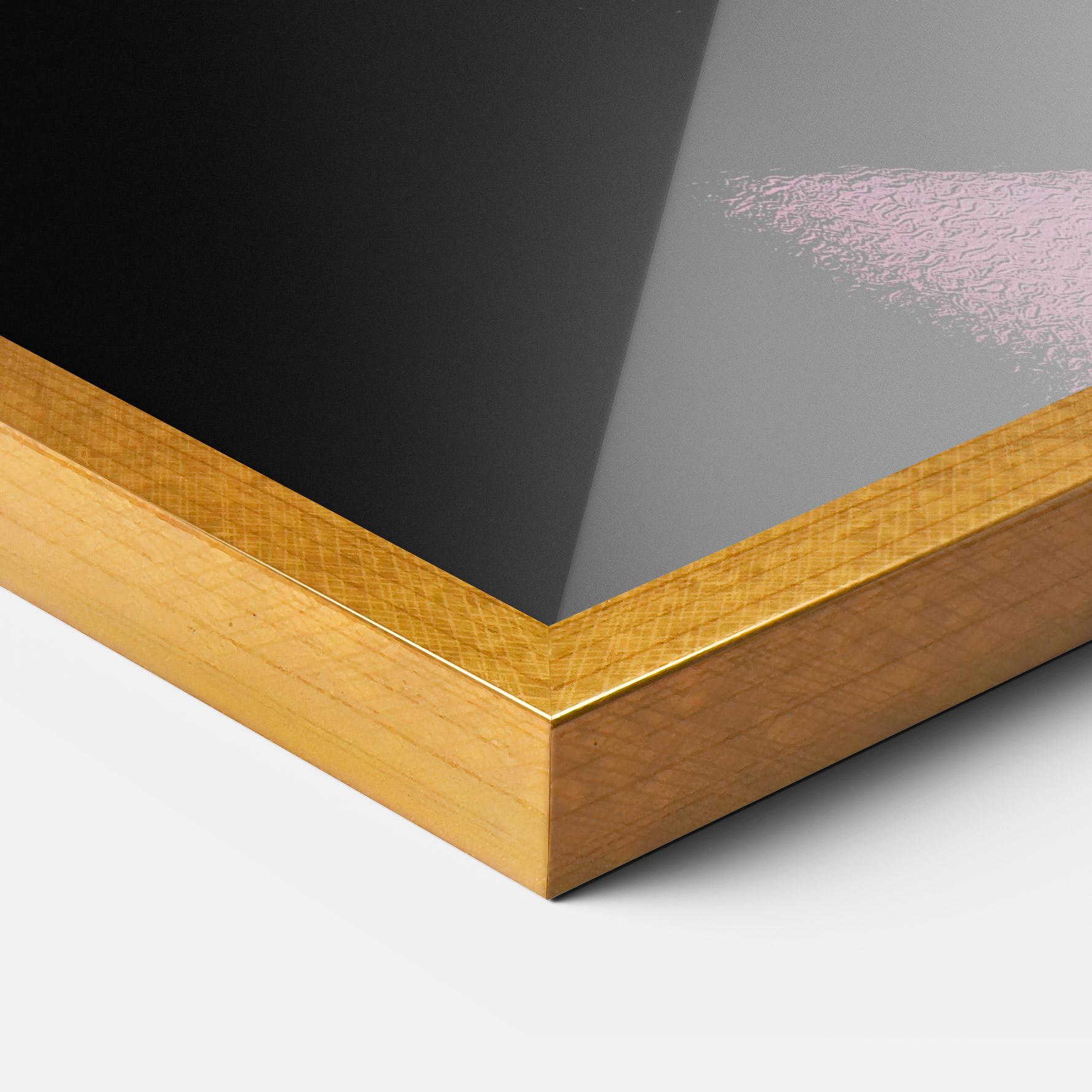 Keretezett Poszter Purple Glitter Hand mockup 3