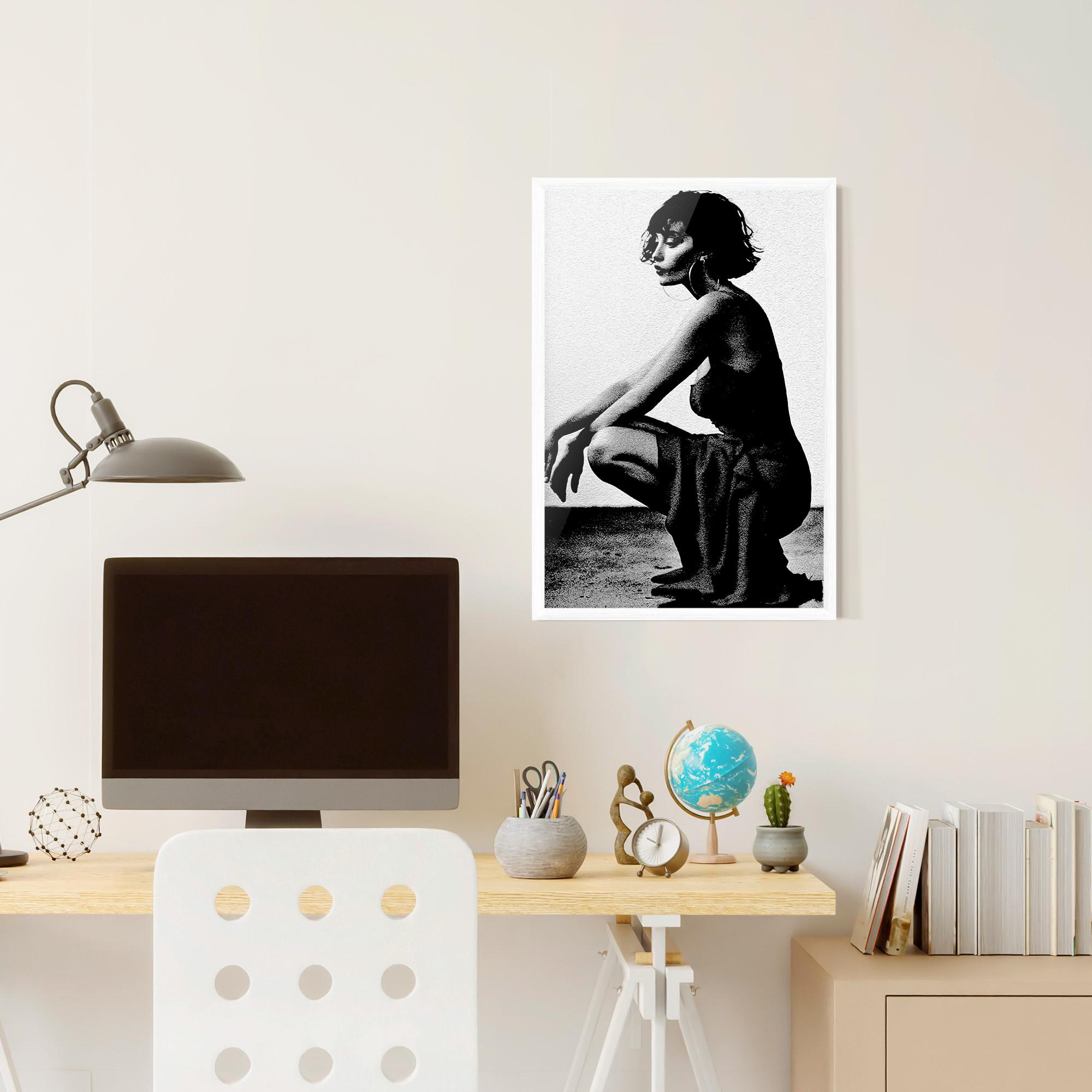 Keretezett Poszter Grey Long Dress mockup 6