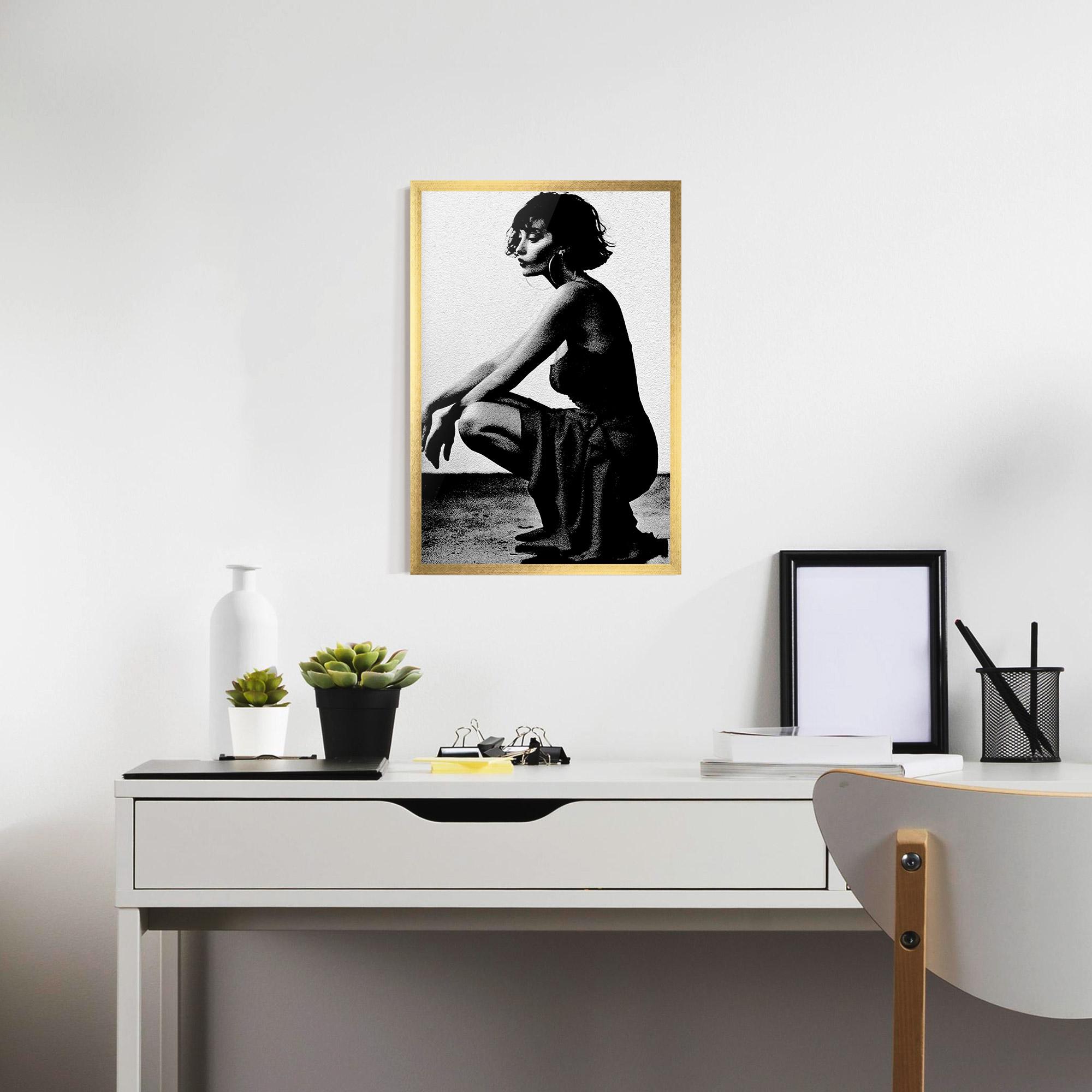 Keretezett Poszter Grey Long Dress mockup 7