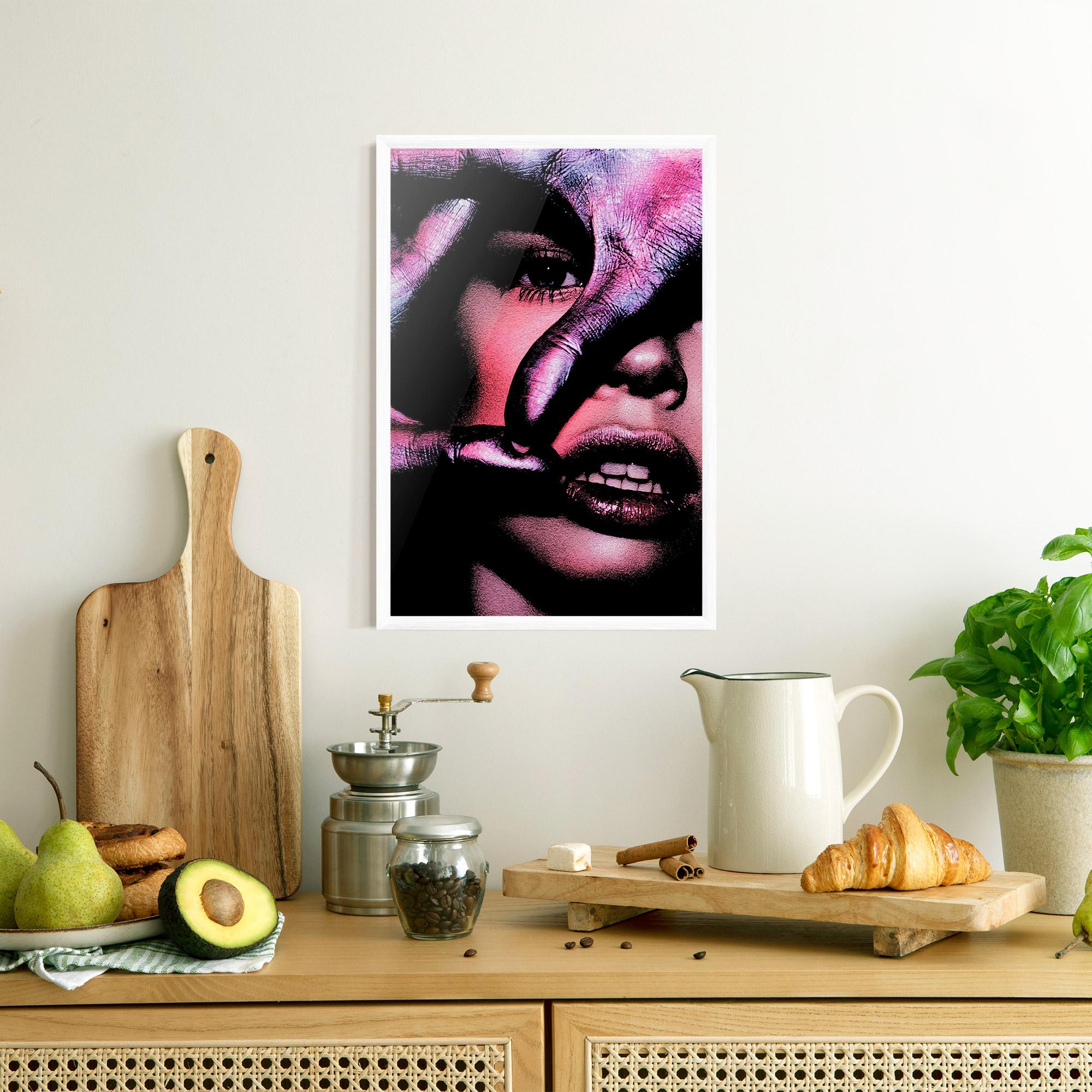 Keretezett Poszter Purple Glitter Hand mockup 8