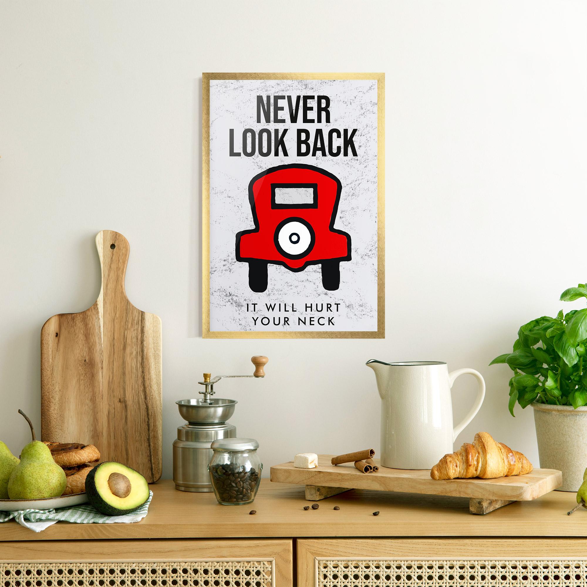 Keretezett Poszter Never Look Back mockup 8