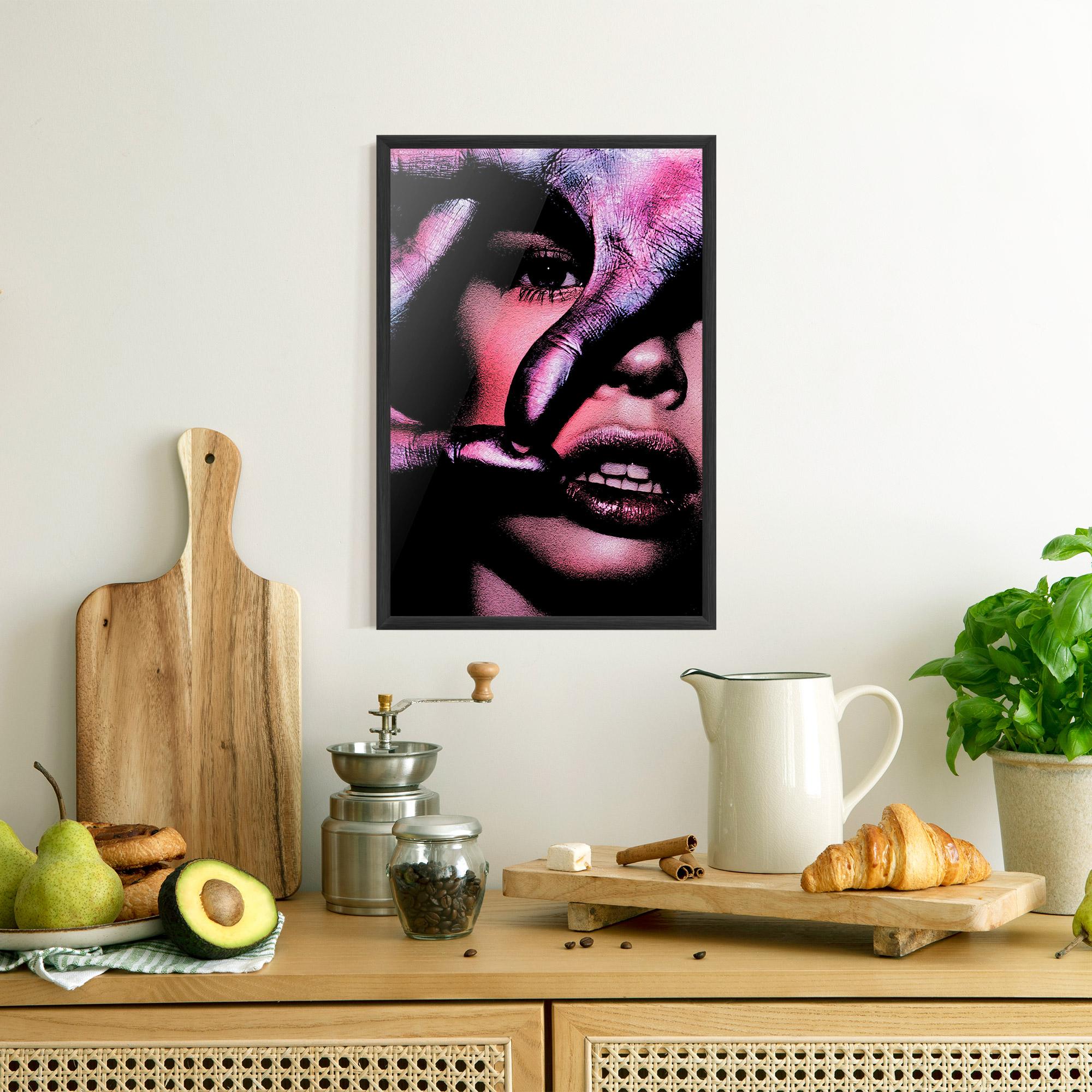 Keretezett Poszter Purple Glitter Hand mockup 8