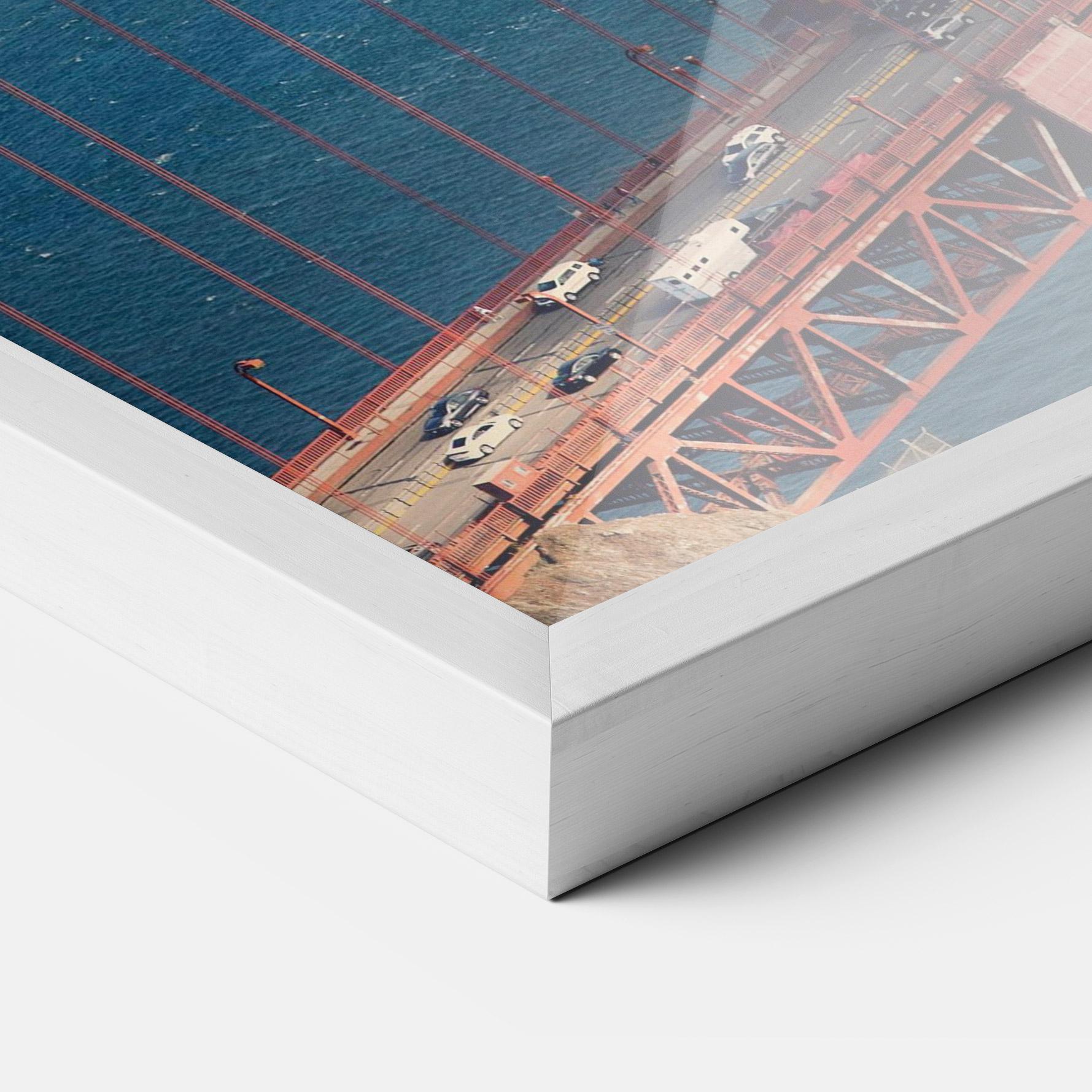 Keretezett Poszter Red High Bridge mockup 3