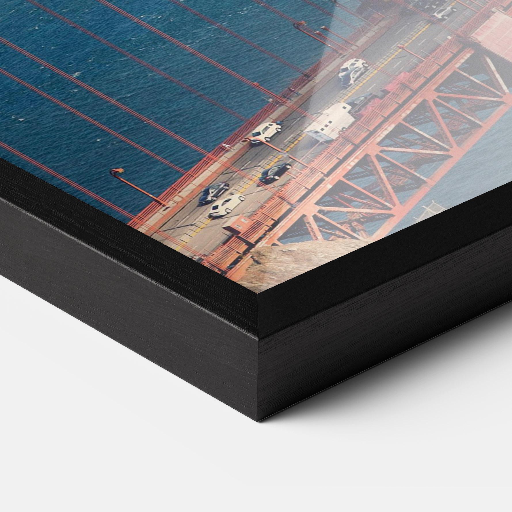 Keretezett Poszter Red High Bridge mockup 3