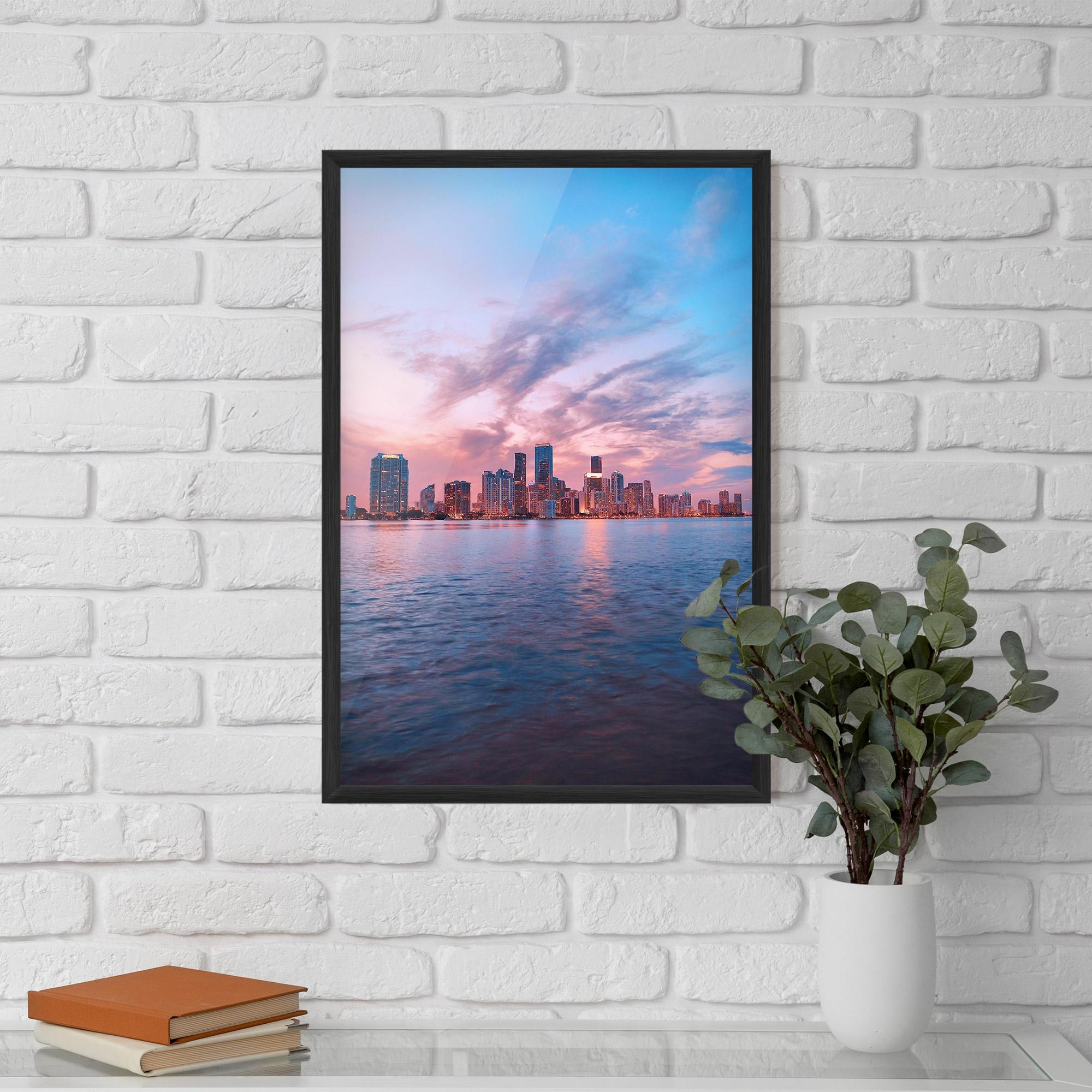 Keretezett Poszter Over The Lake mockup 5