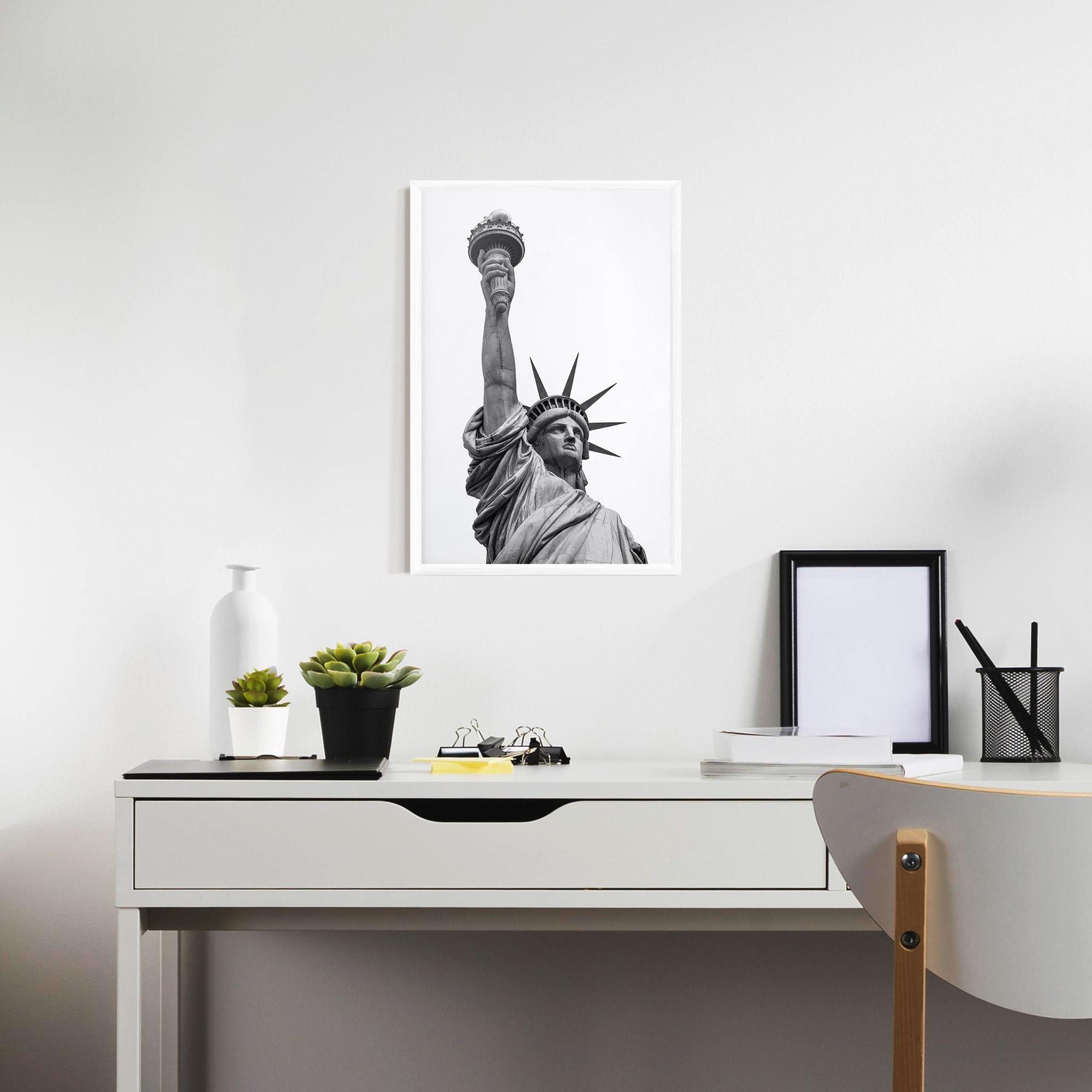 Keretezett Poszter Liberty Statue mockup 7