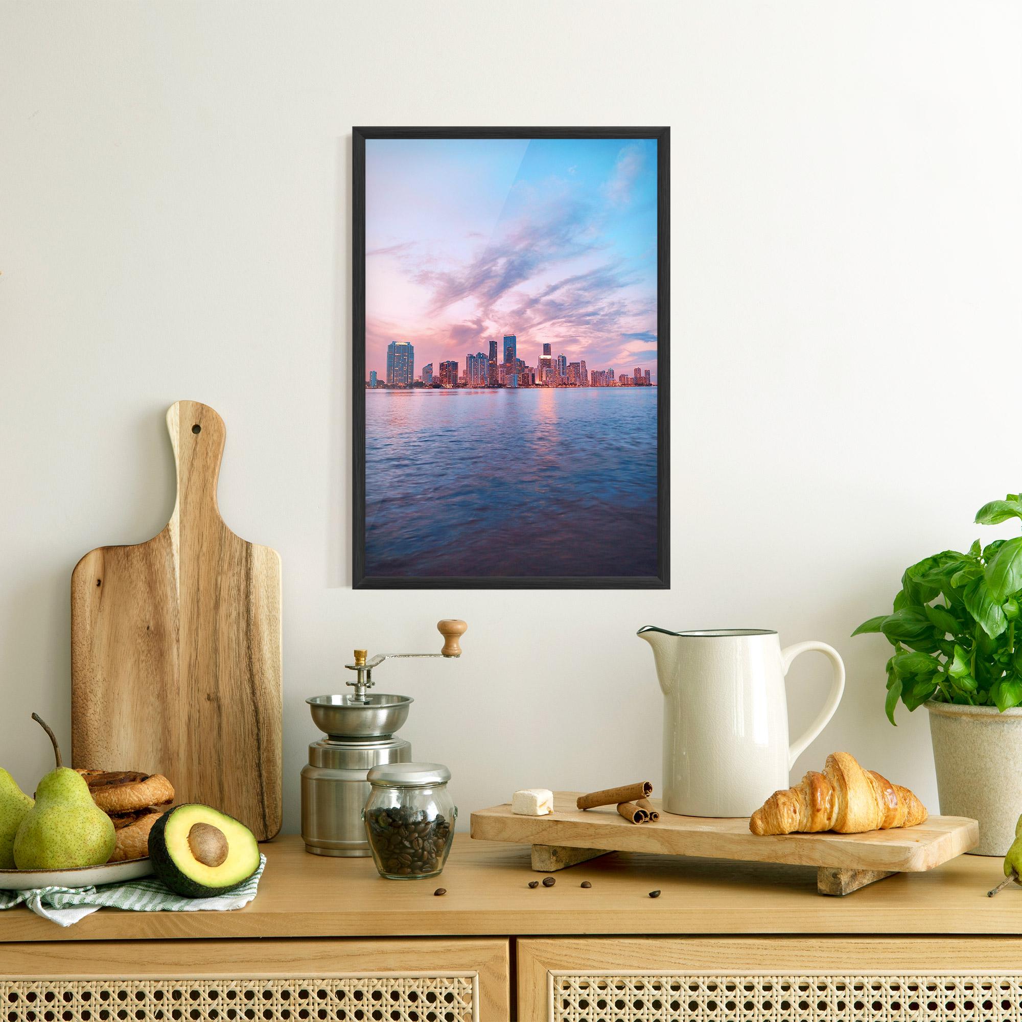 Keretezett Poszter Over The Lake mockup 8