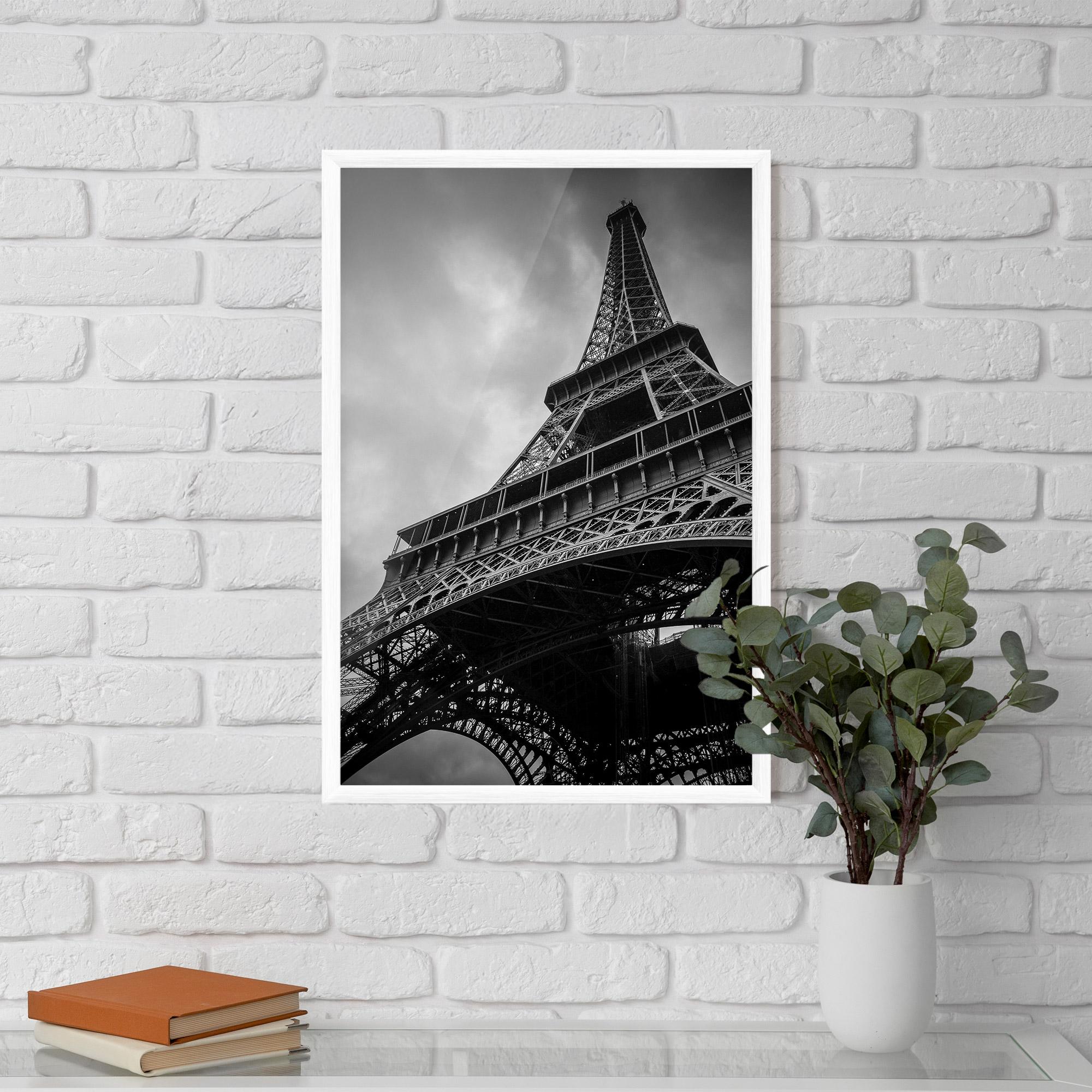 Keretezett Poszter Eiffel Grey Tower mockup 5