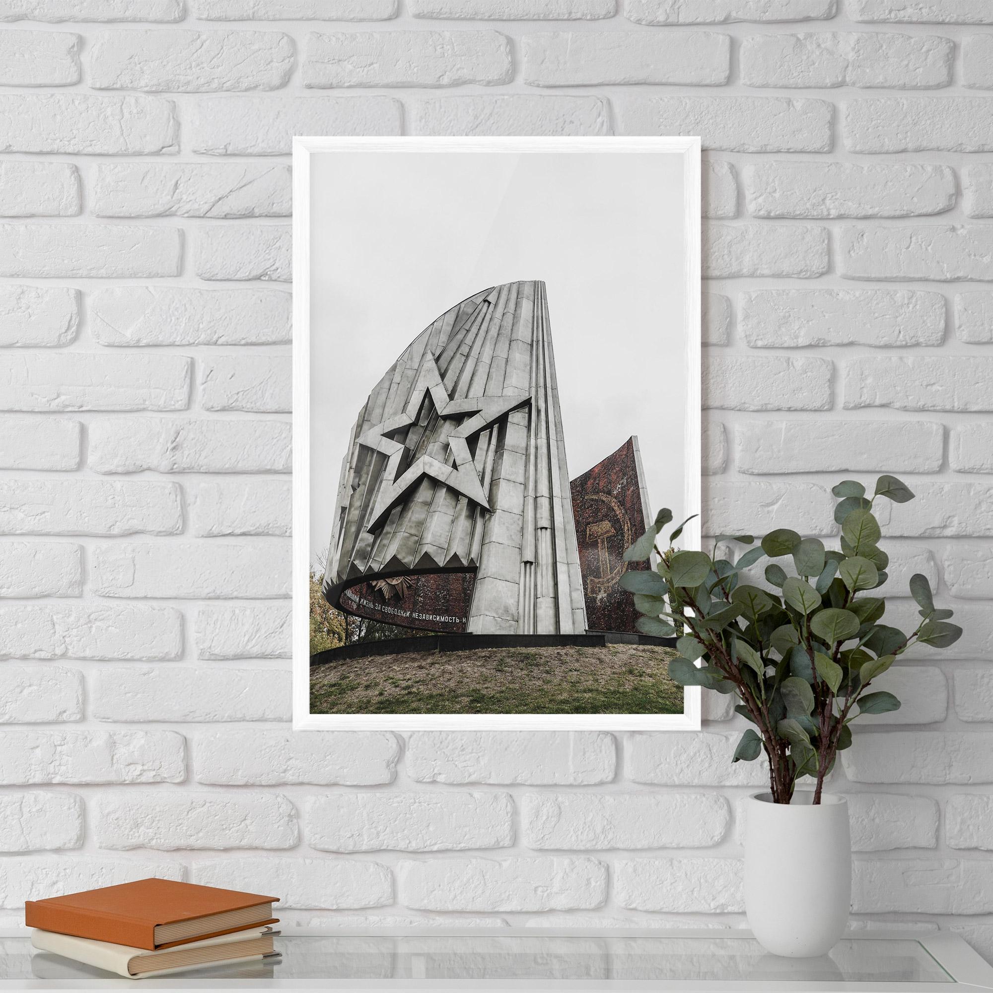 Keretezett Poszter Monument Of Glory mockup 5