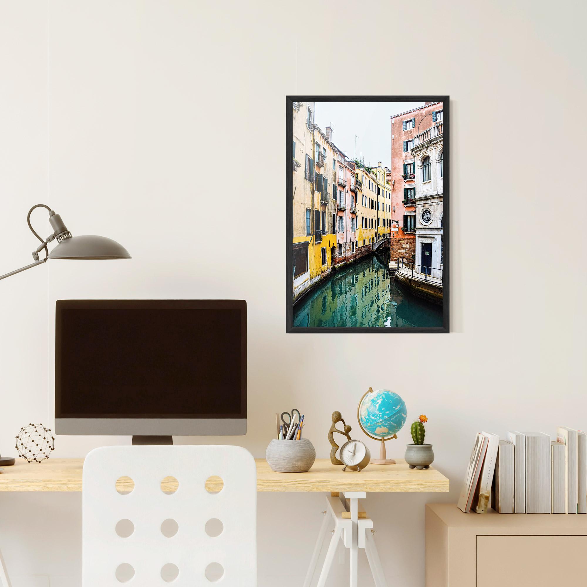 Keretezett Poszter Colorful Water Building mockup 6