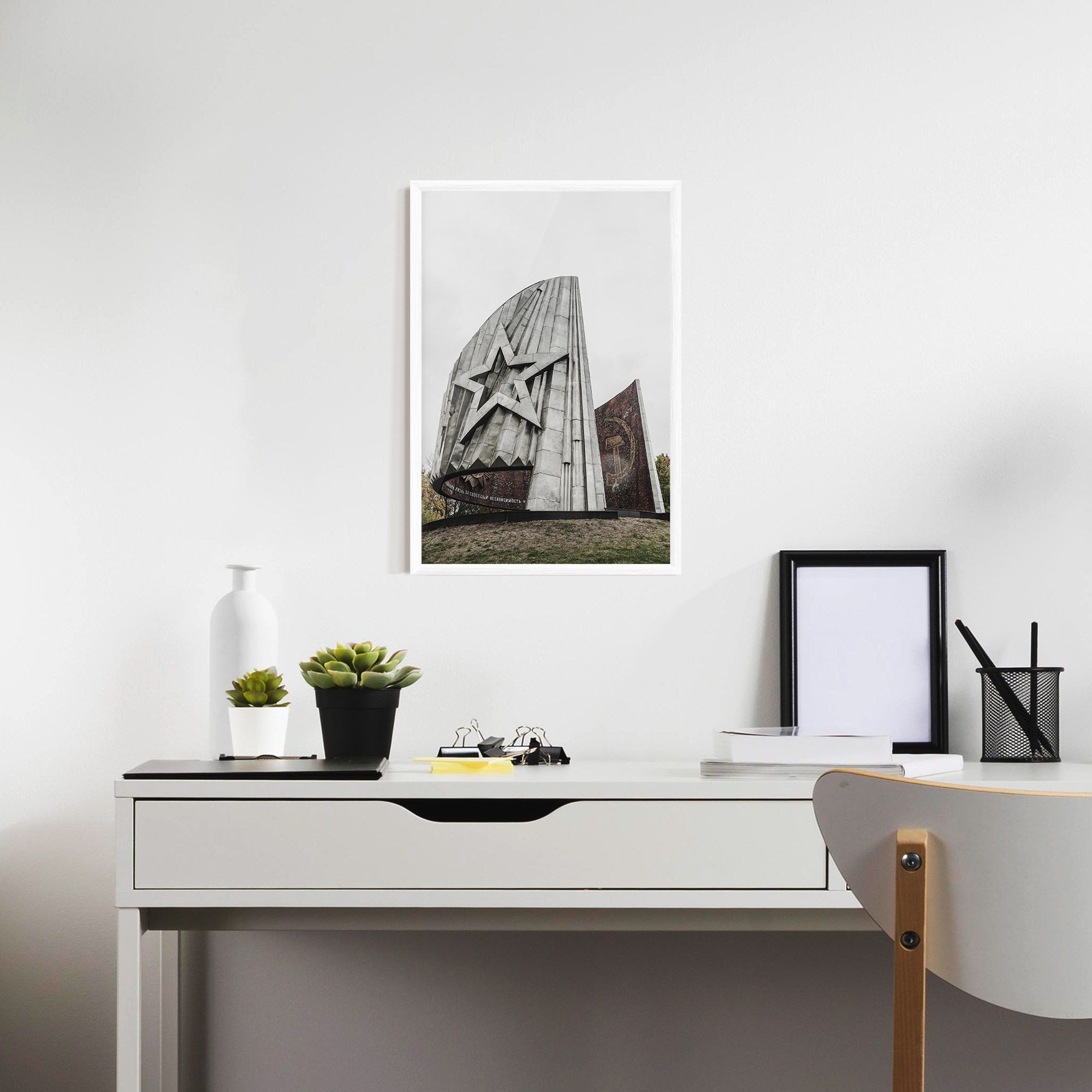 Monument Of Glory mockup 7