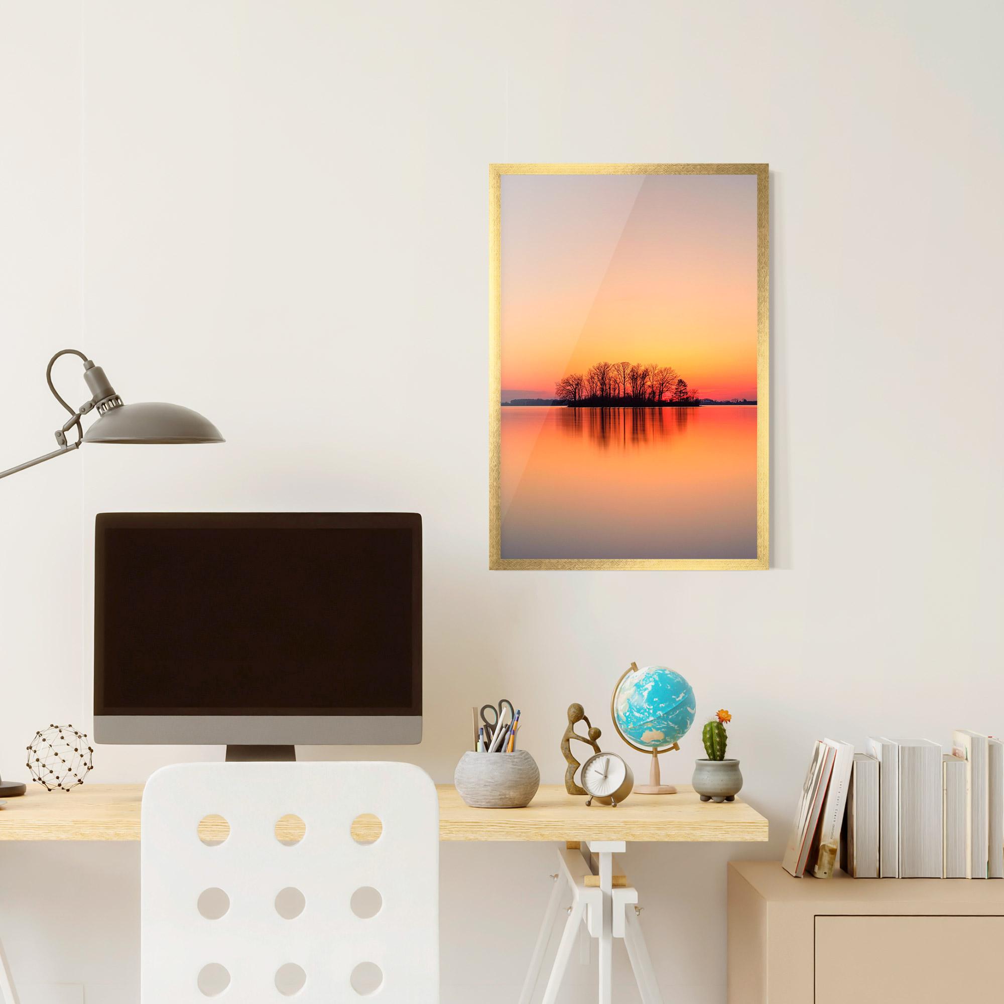 Keretezett Poszter Tree Sunset Lake mockup 6