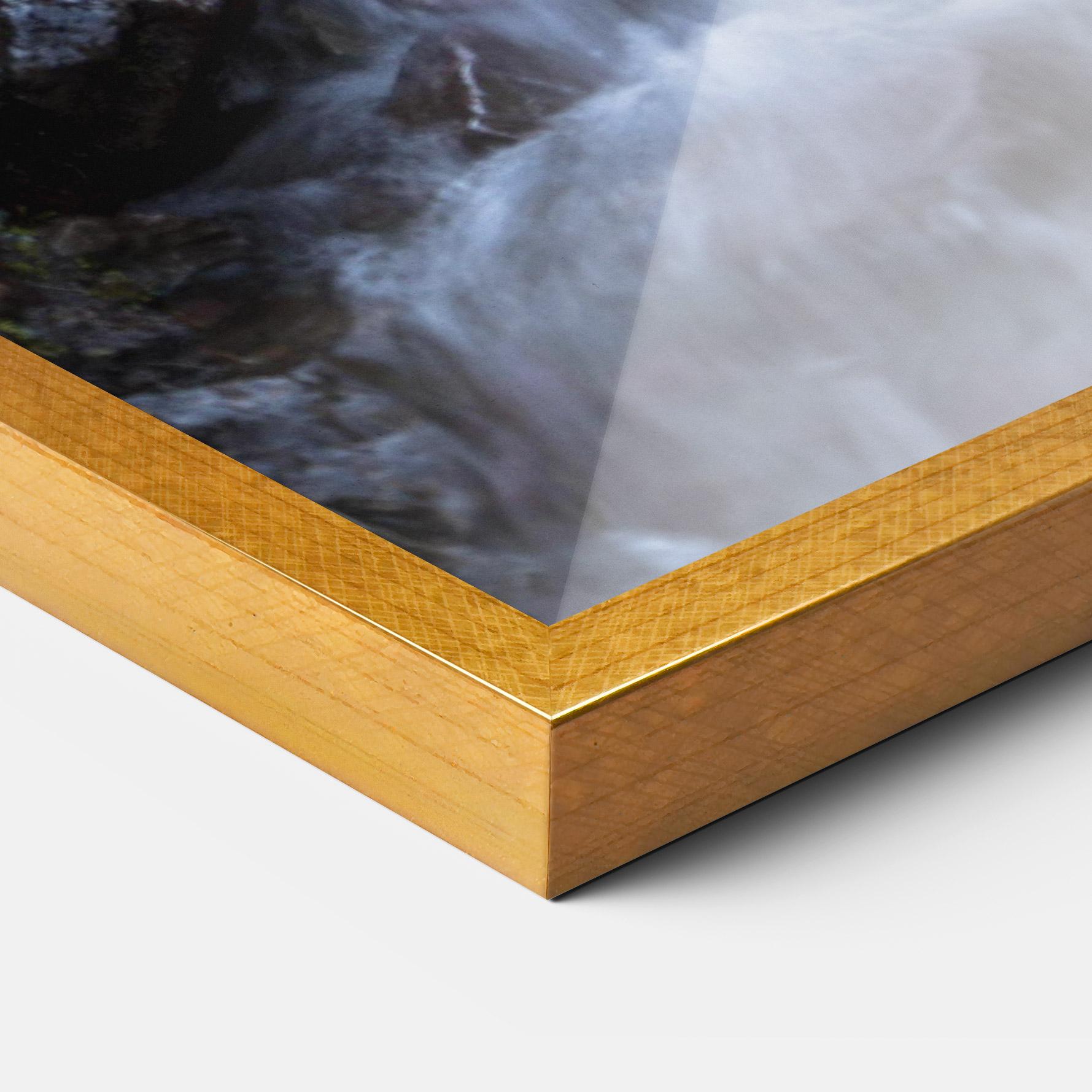 Keretezett Poszter Water Falling Field mockup 3